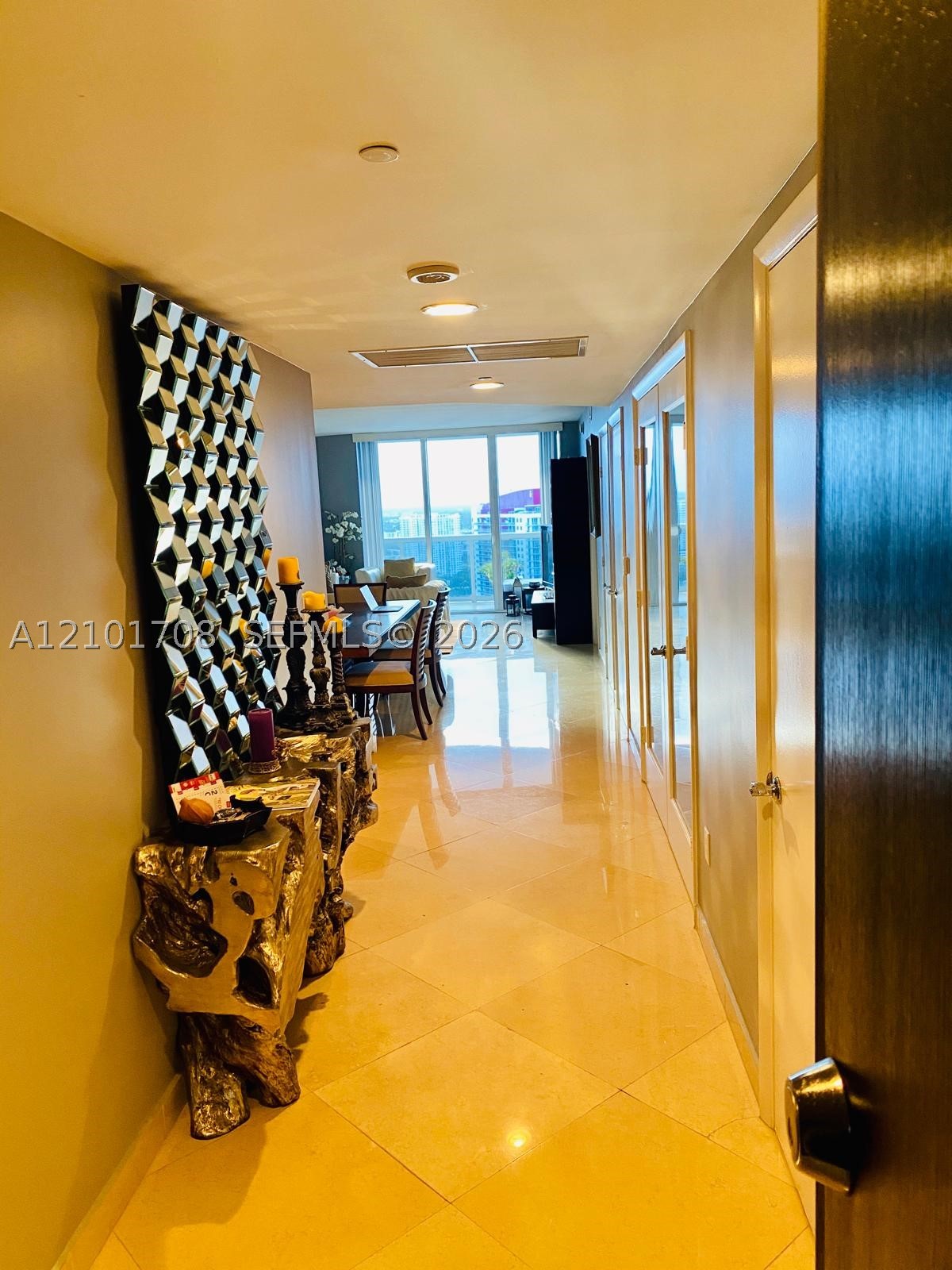 image Beach Club 123