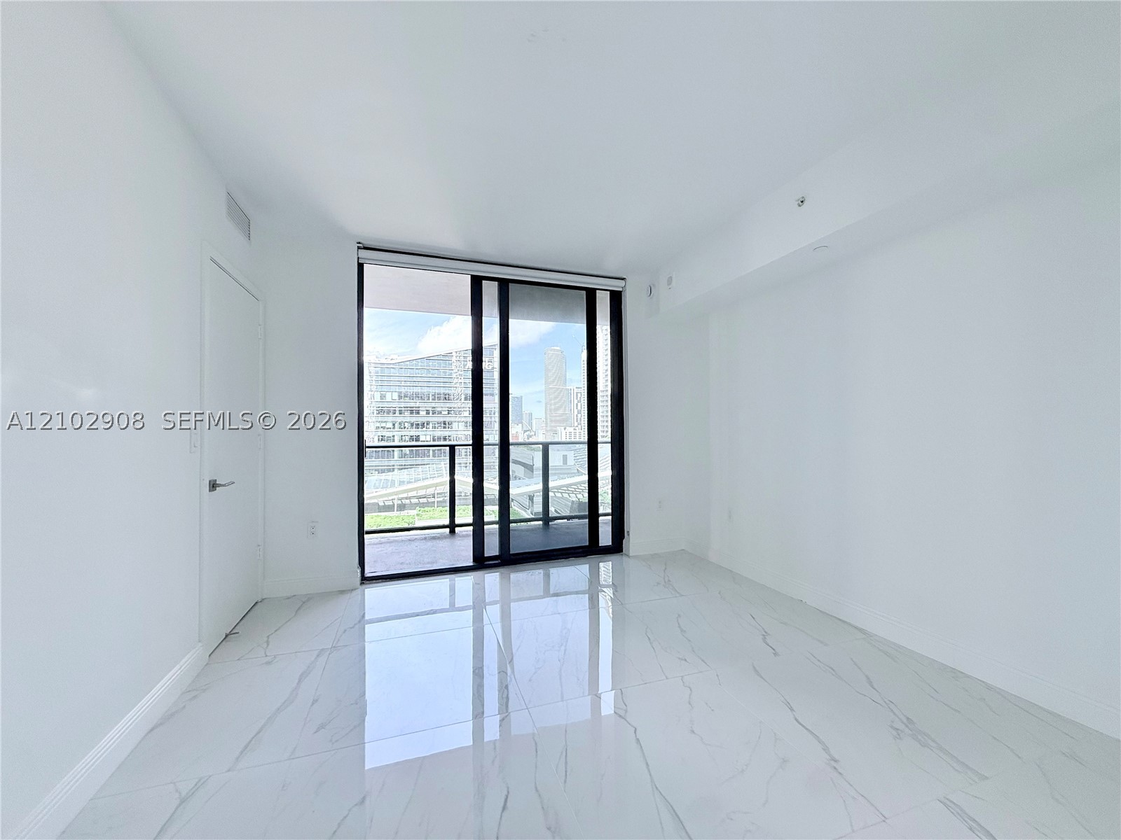 image Brickell Heights East6
