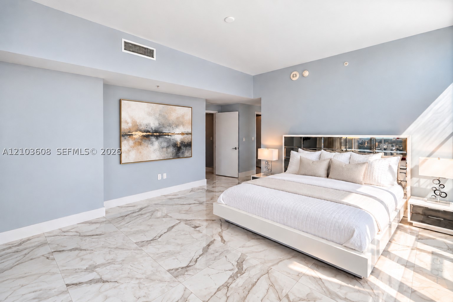 244 Biscayne Blvd #4308 Miami, FL 33132