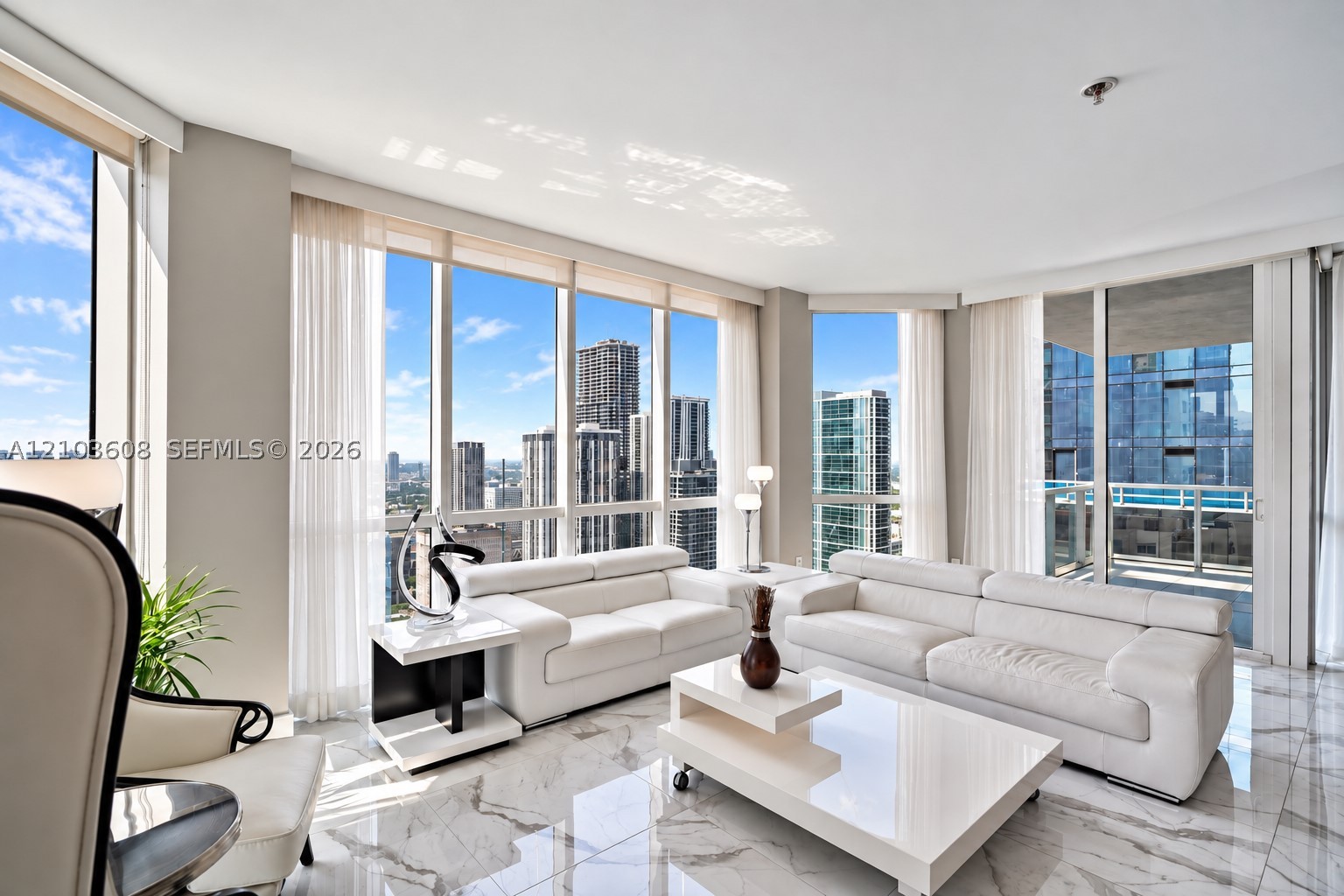244 Biscayne Blvd #4308 Miami, FL 33132