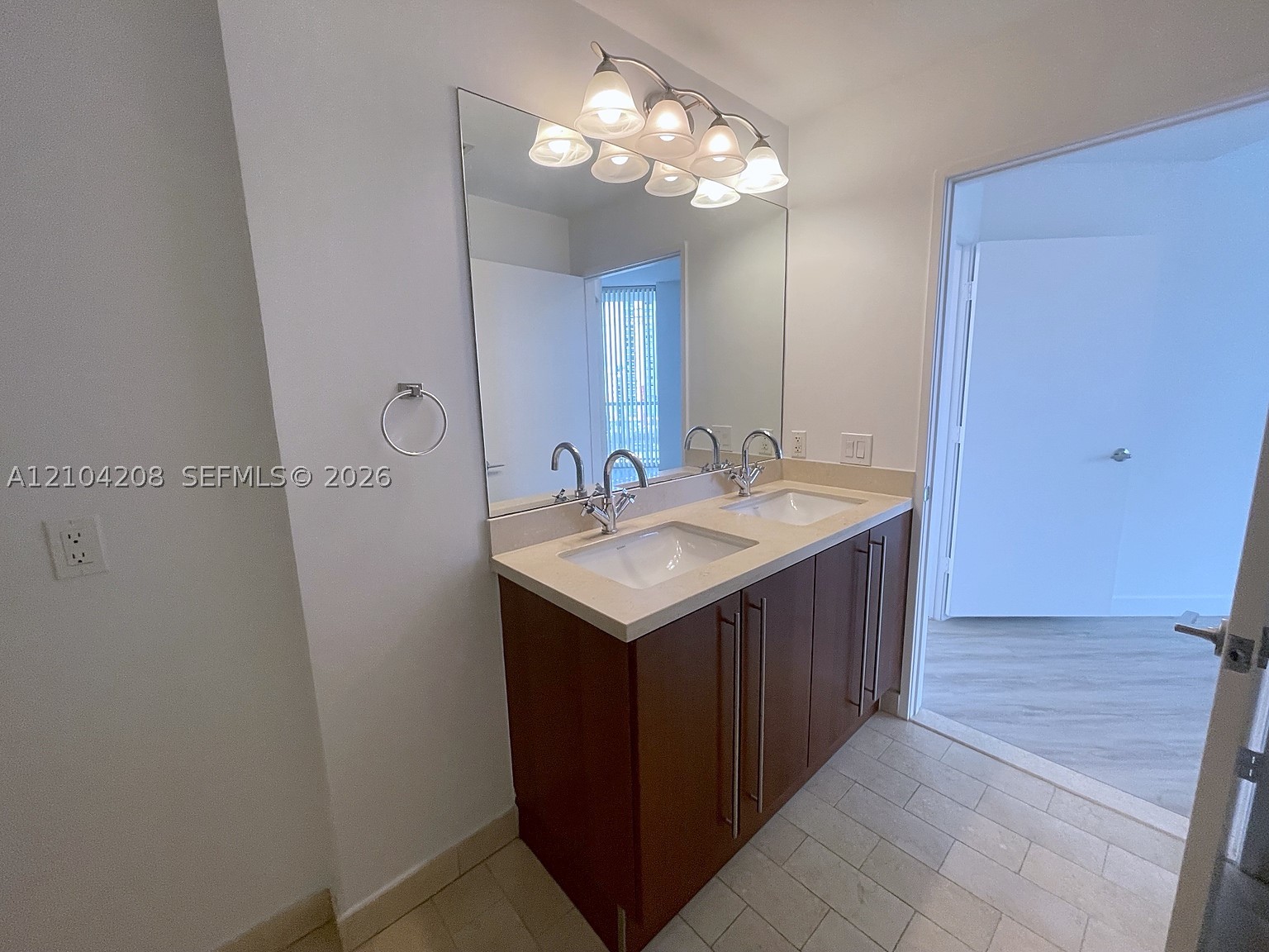 image Axis on Brickell South5