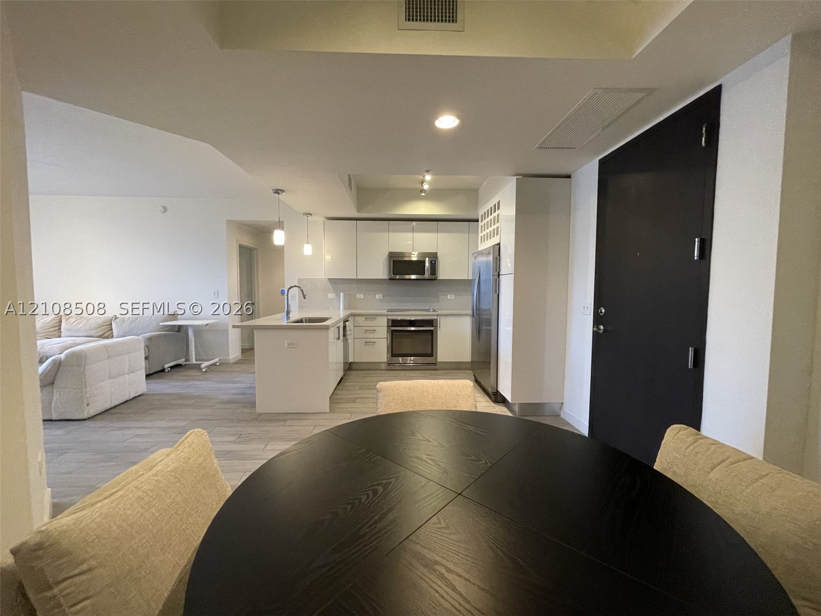 999 SW 1st Ave #3207 Miami, FL 33130