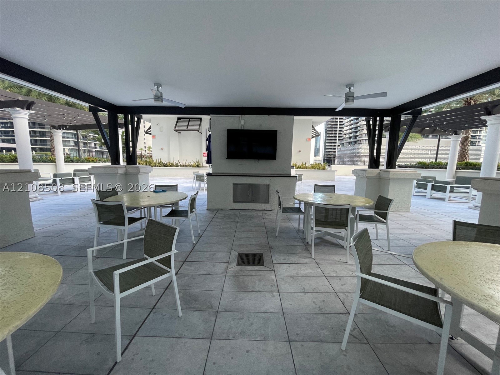 999 SW 1st Ave #3207 Miami, FL 33130