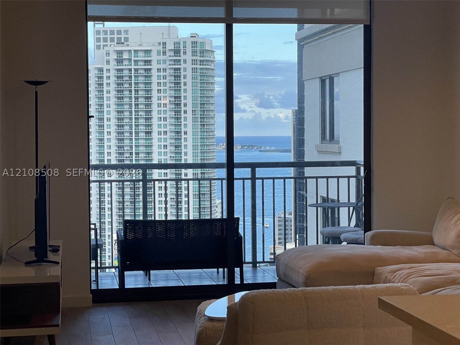 999 SW 1st Ave #3207 Miami, FL 33130