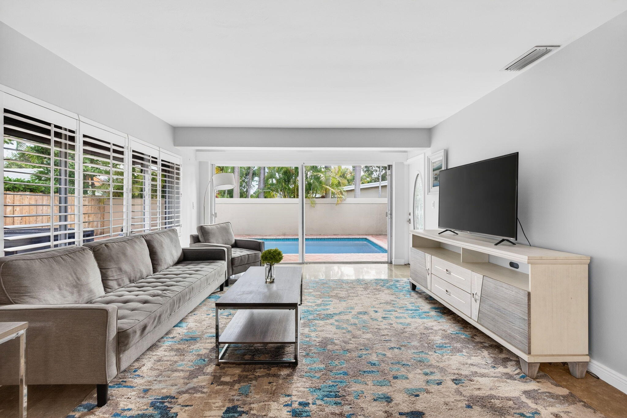 2091 NE 54th Fort Lauderdale, FL 33308