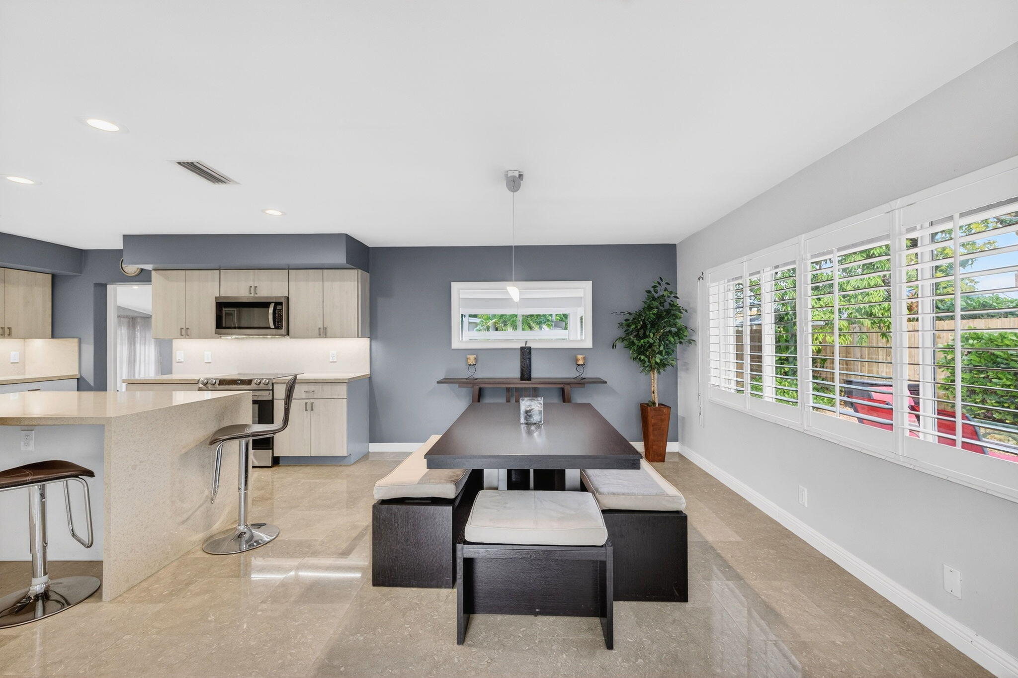 2091 NE 54th Fort Lauderdale, FL 33308