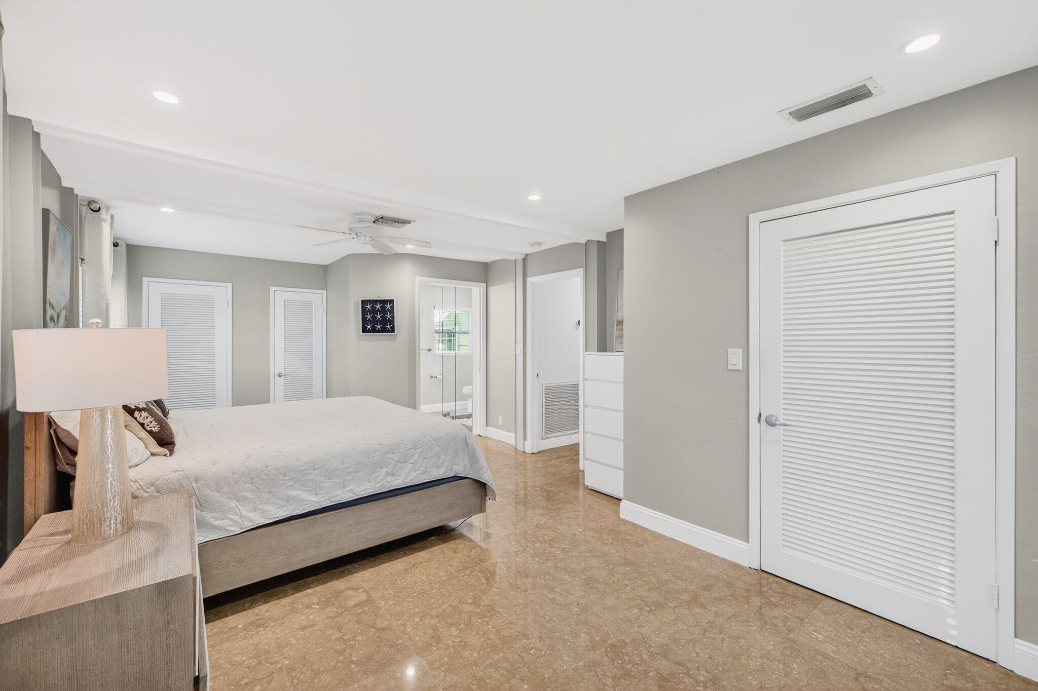 2091 NE 54th Fort Lauderdale, FL 33308