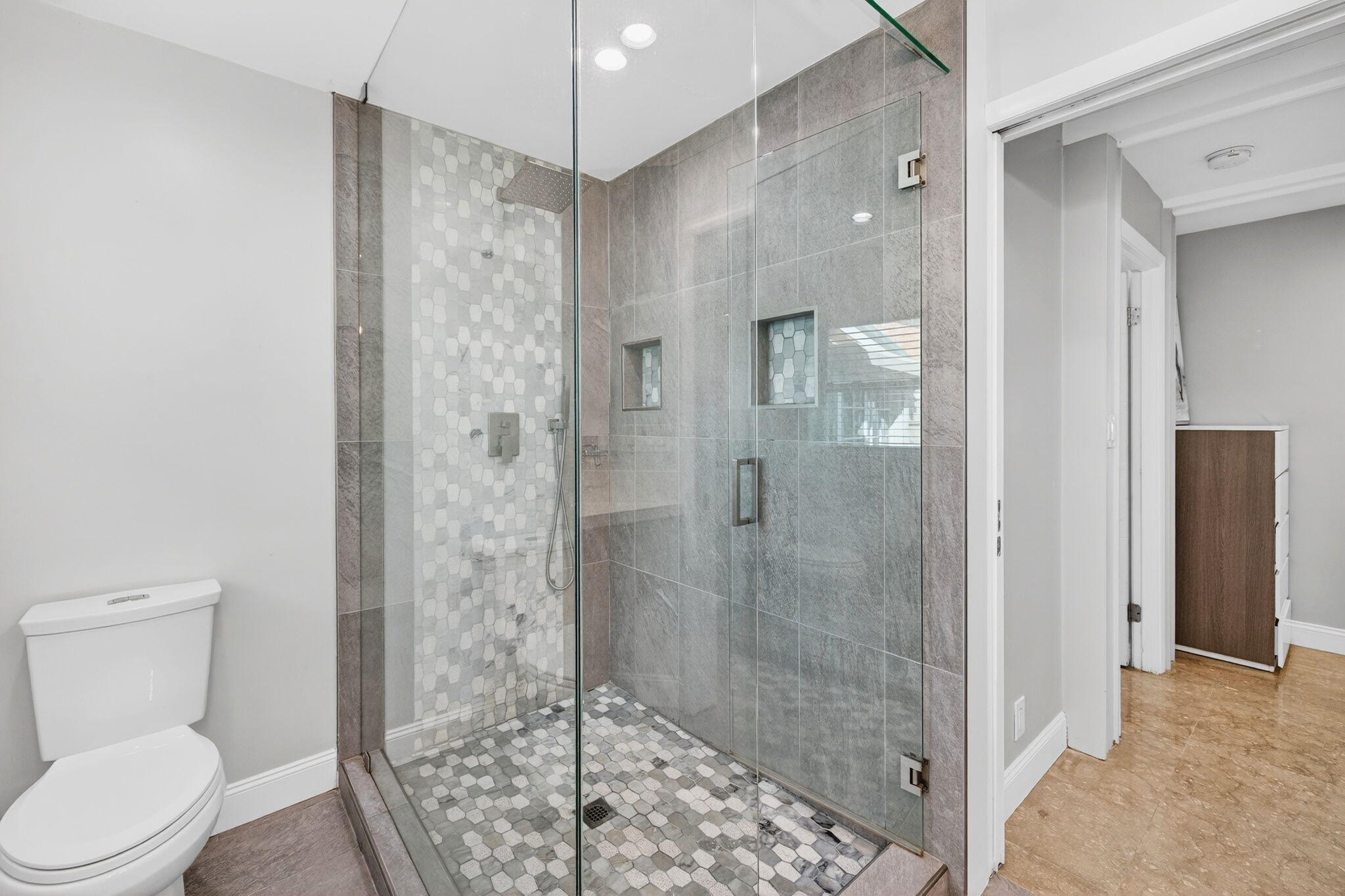 2091 NE 54th Fort Lauderdale, FL 33308