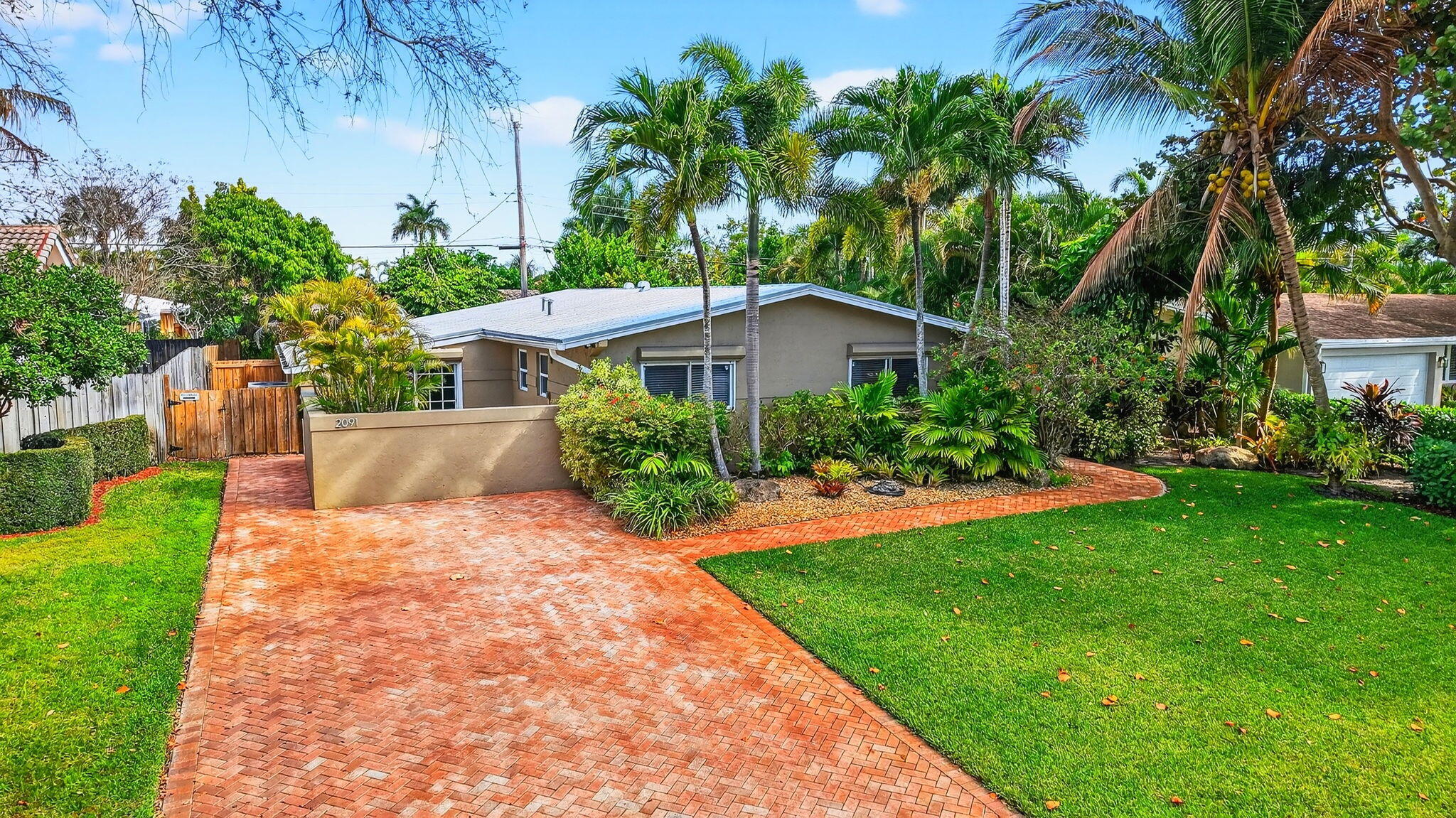 2091 NE 54th Fort Lauderdale, FL 33308