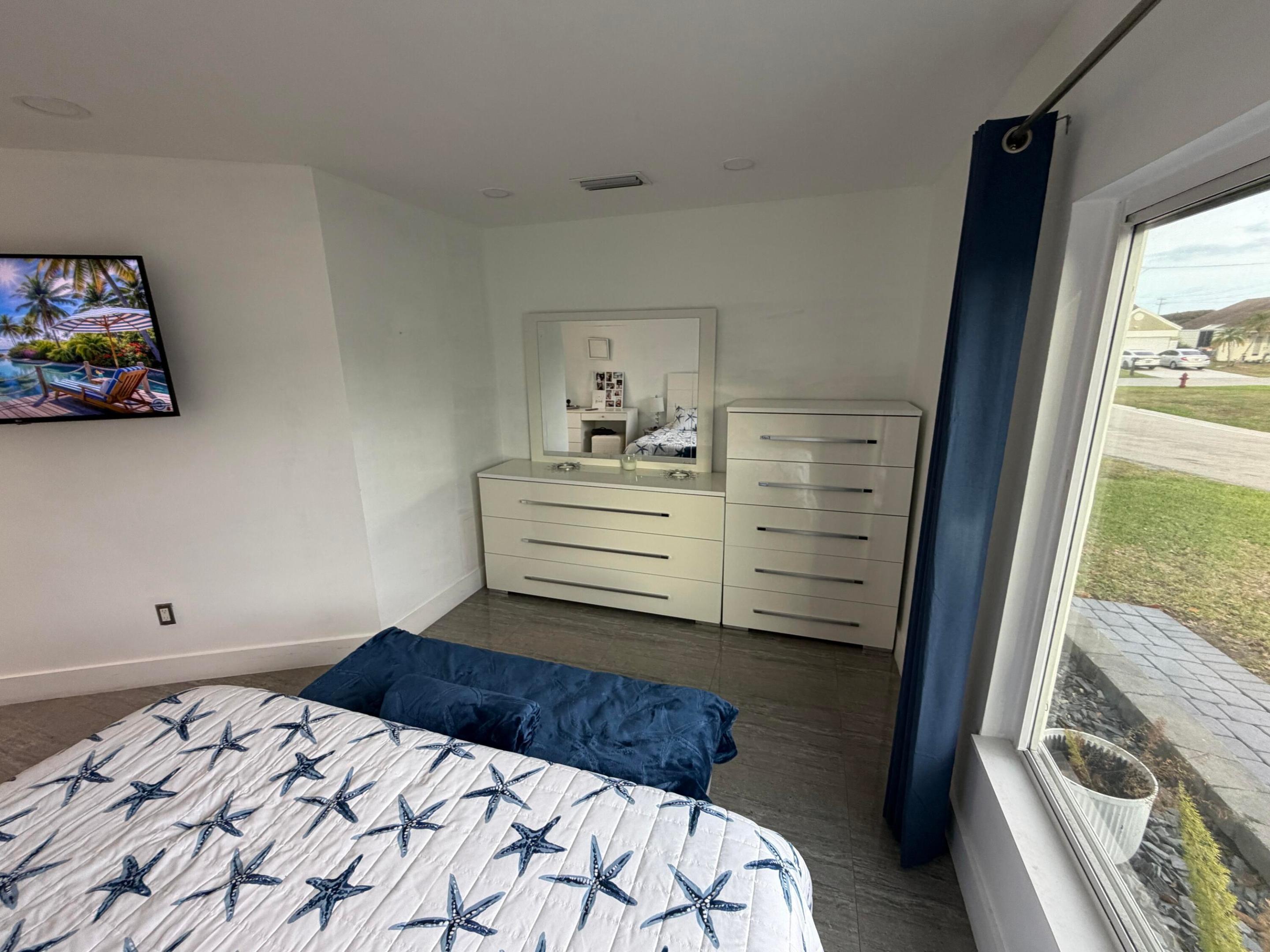 8097 Cedar Holw Boca Raton, FL 33433