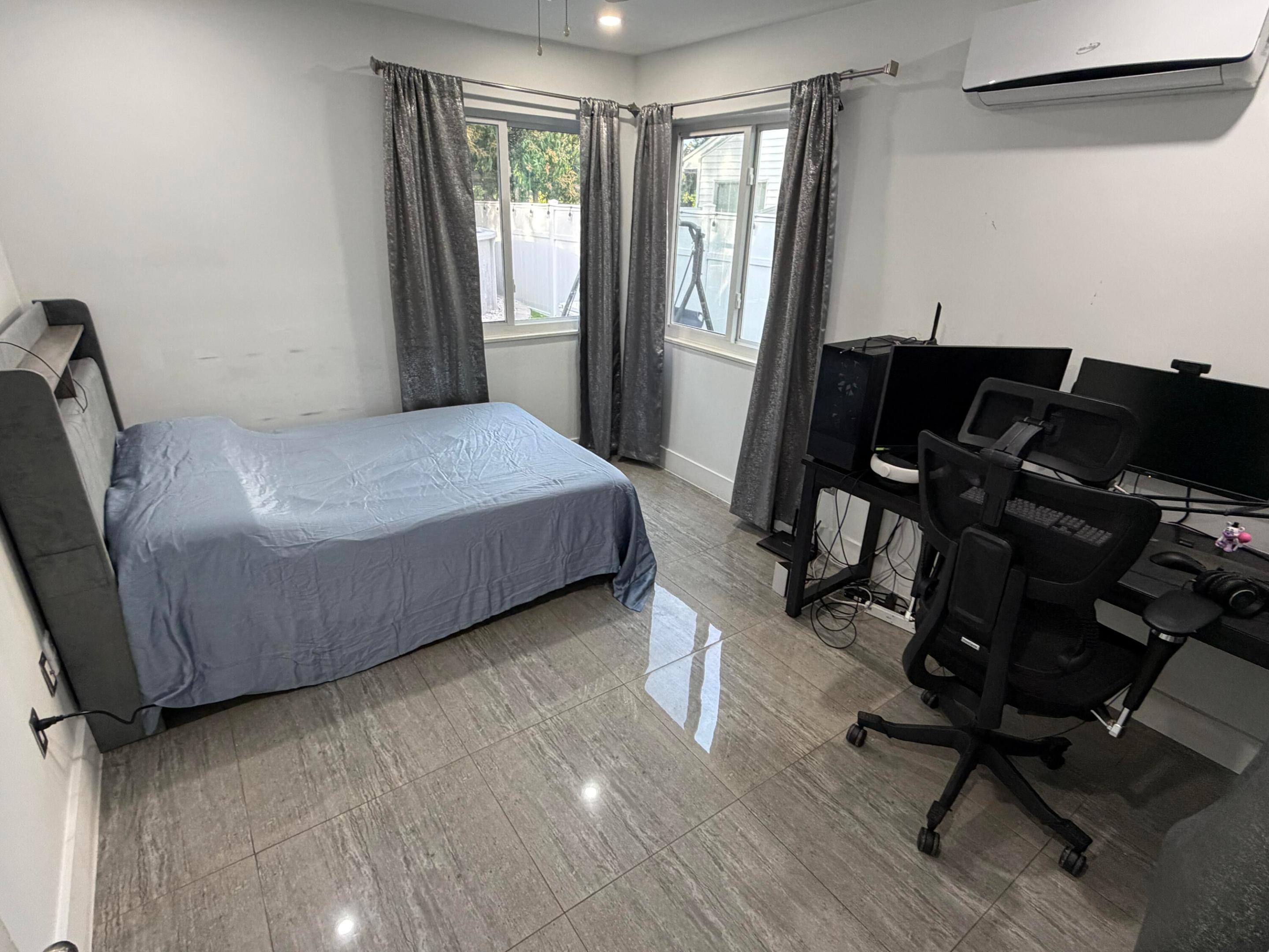 8097 Cedar Holw Boca Raton, FL 33433