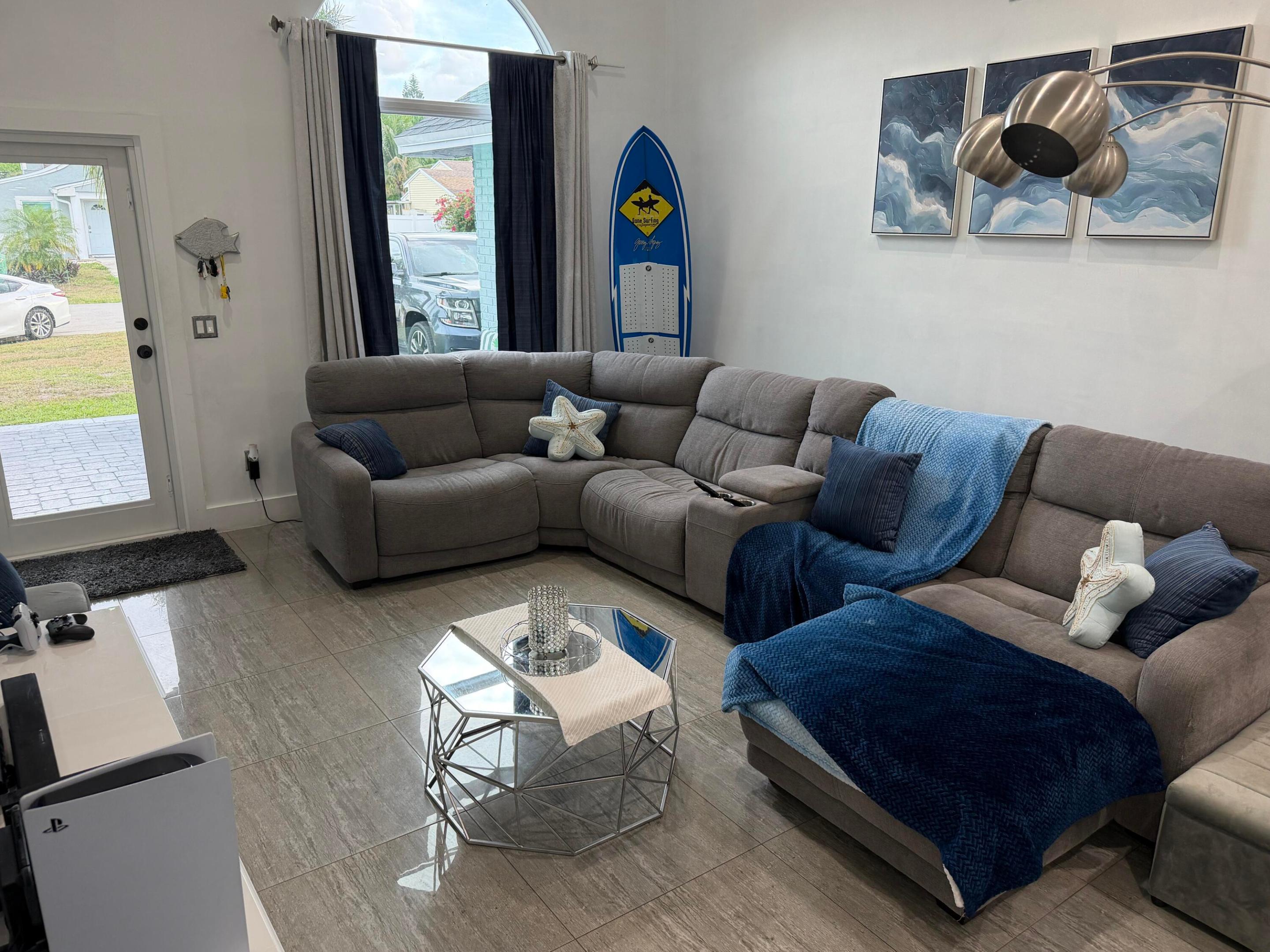 8097 Cedar Holw Boca Raton, FL 33433