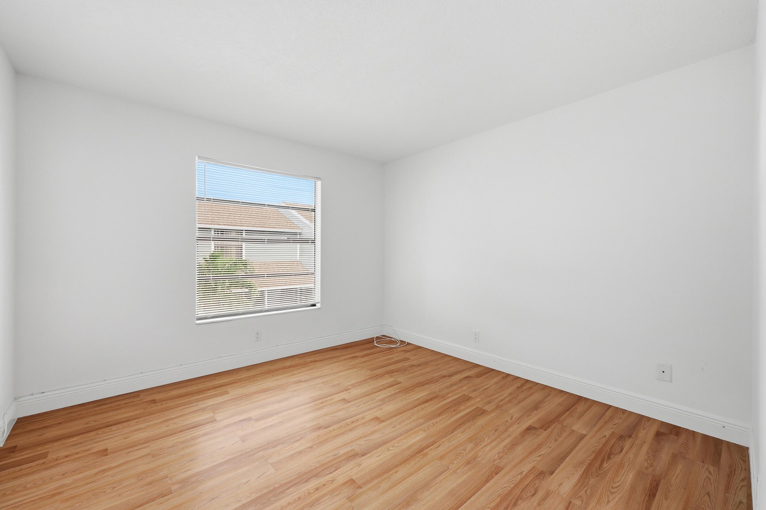 301 Lakewood #8a Jupiter, FL 33458