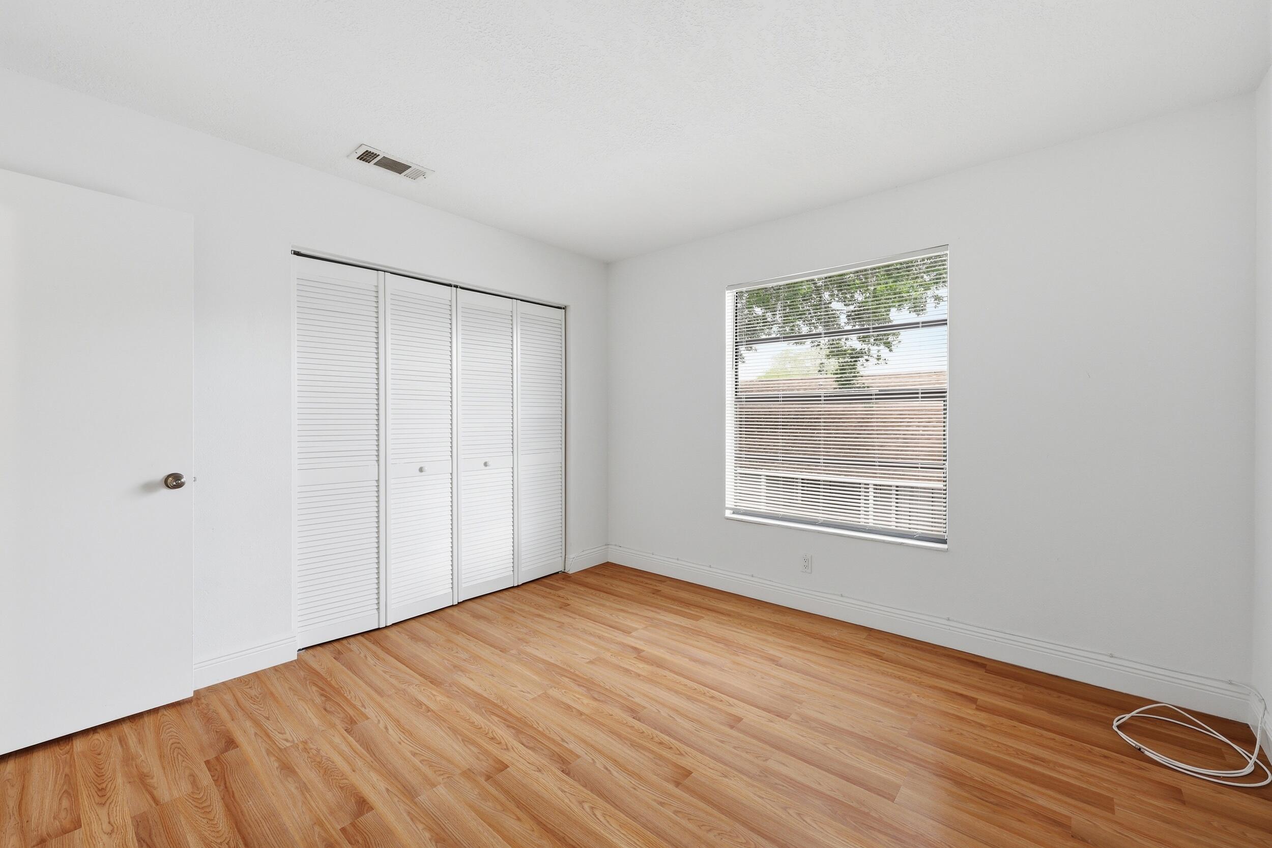 301 Lakewood #8a Jupiter, FL 33458