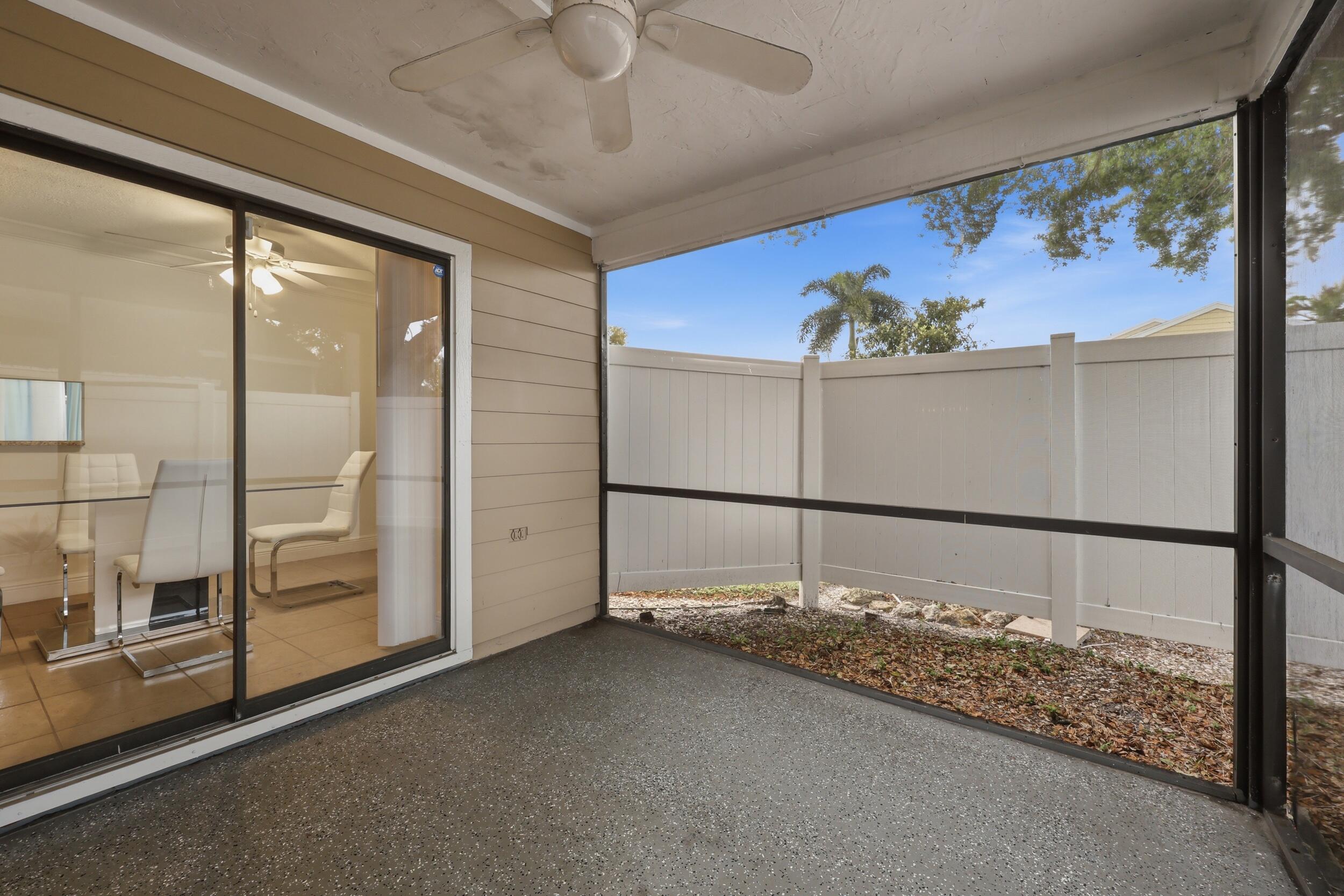 301 Lakewood #8a Jupiter, FL 33458