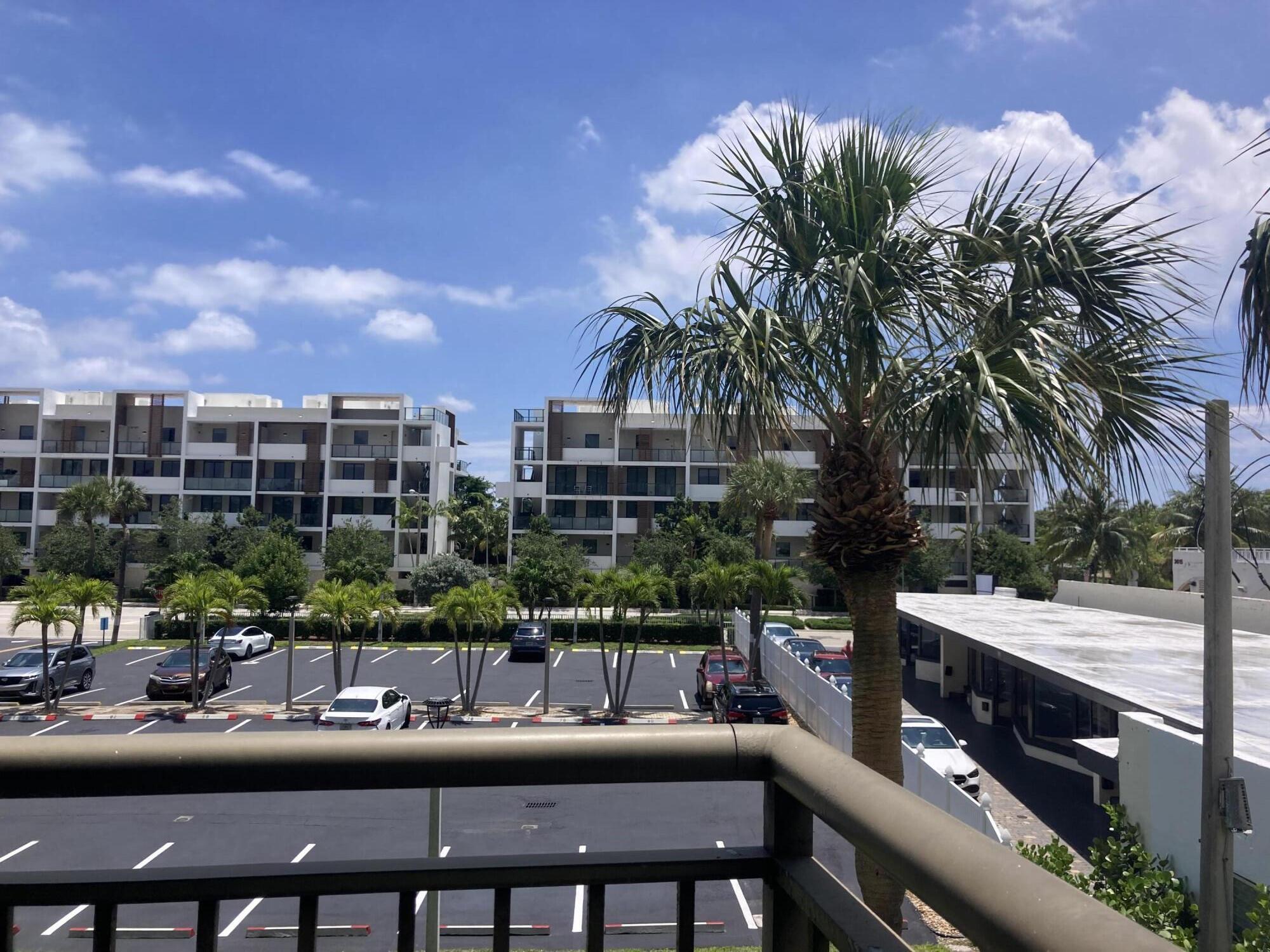 3031 N Ocean #303 Fort Lauderdale, FL 33308