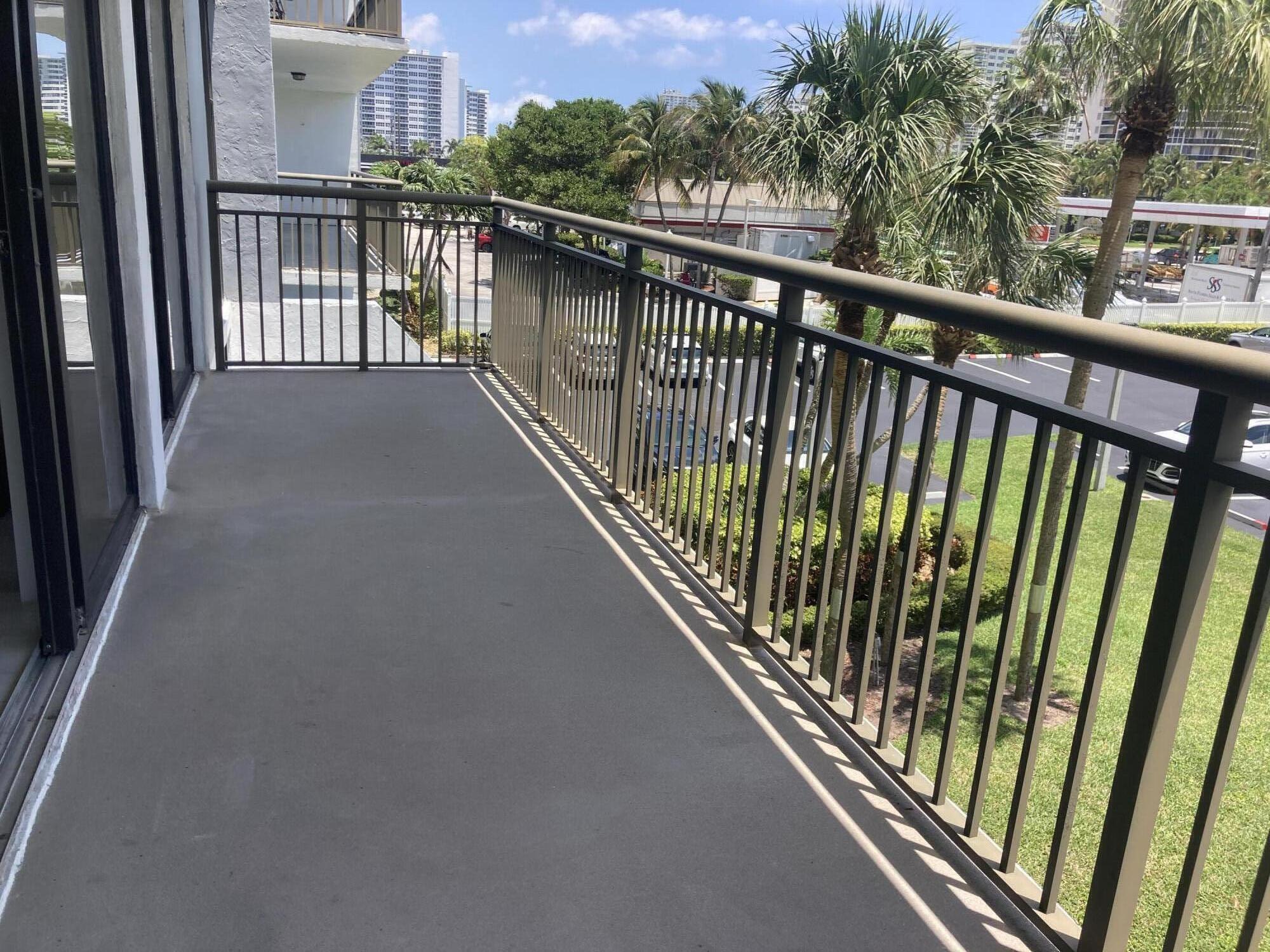 3031 N Ocean #303 Fort Lauderdale, FL 33308