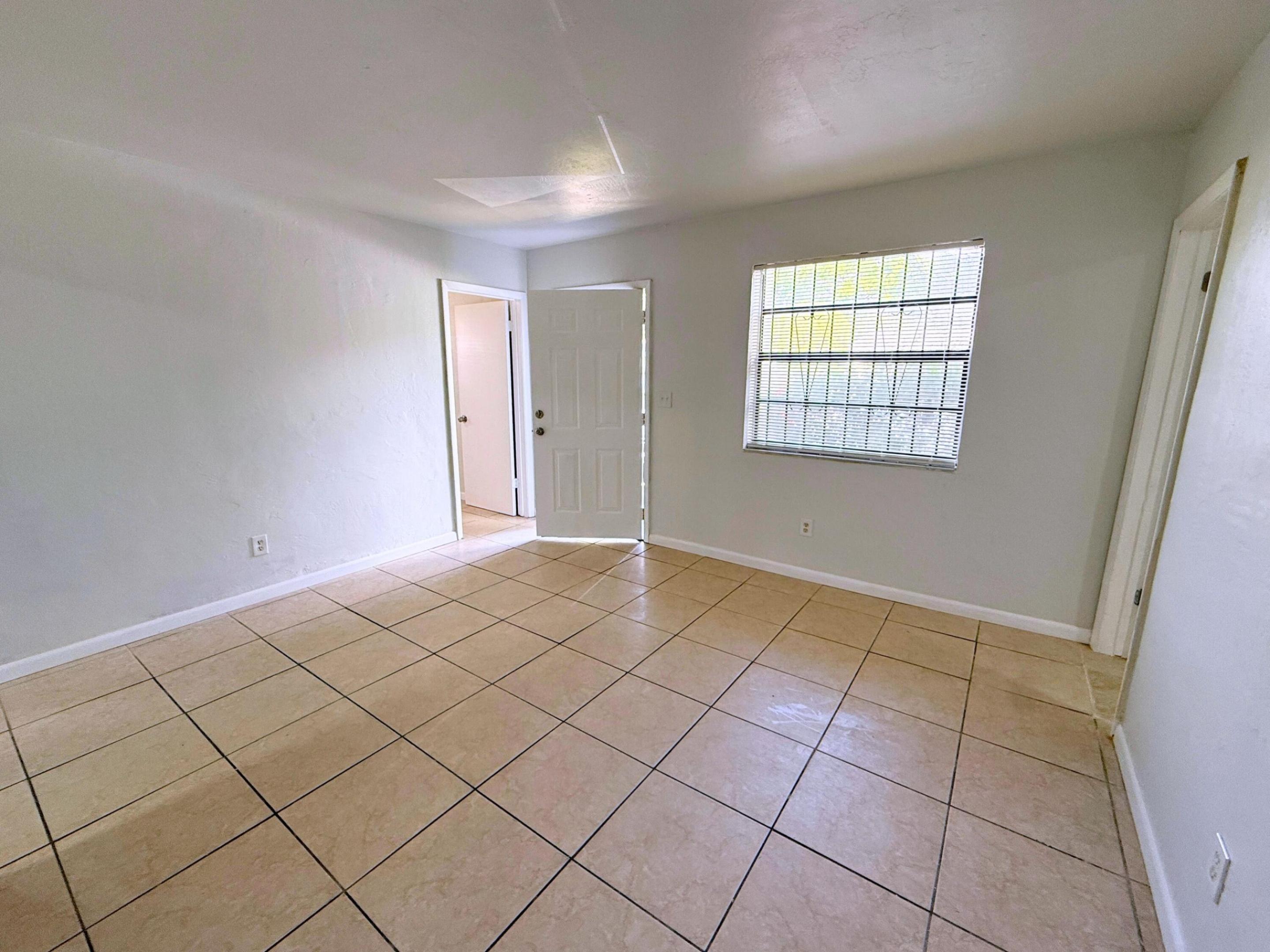 1490 NE 152nd North Miami Beach, FL 33162