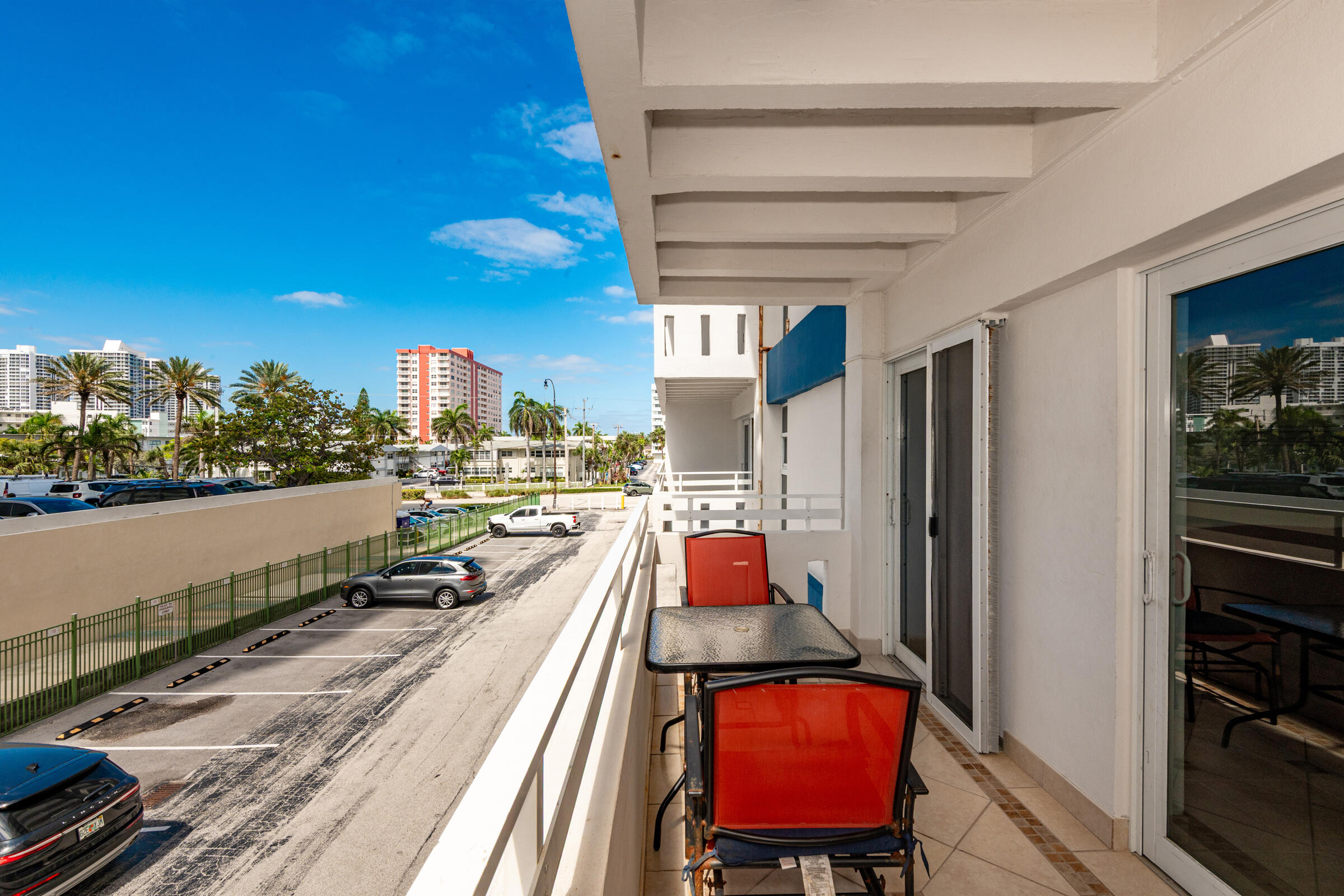 2076 S Ocean Hallandale Beach, FL 33009