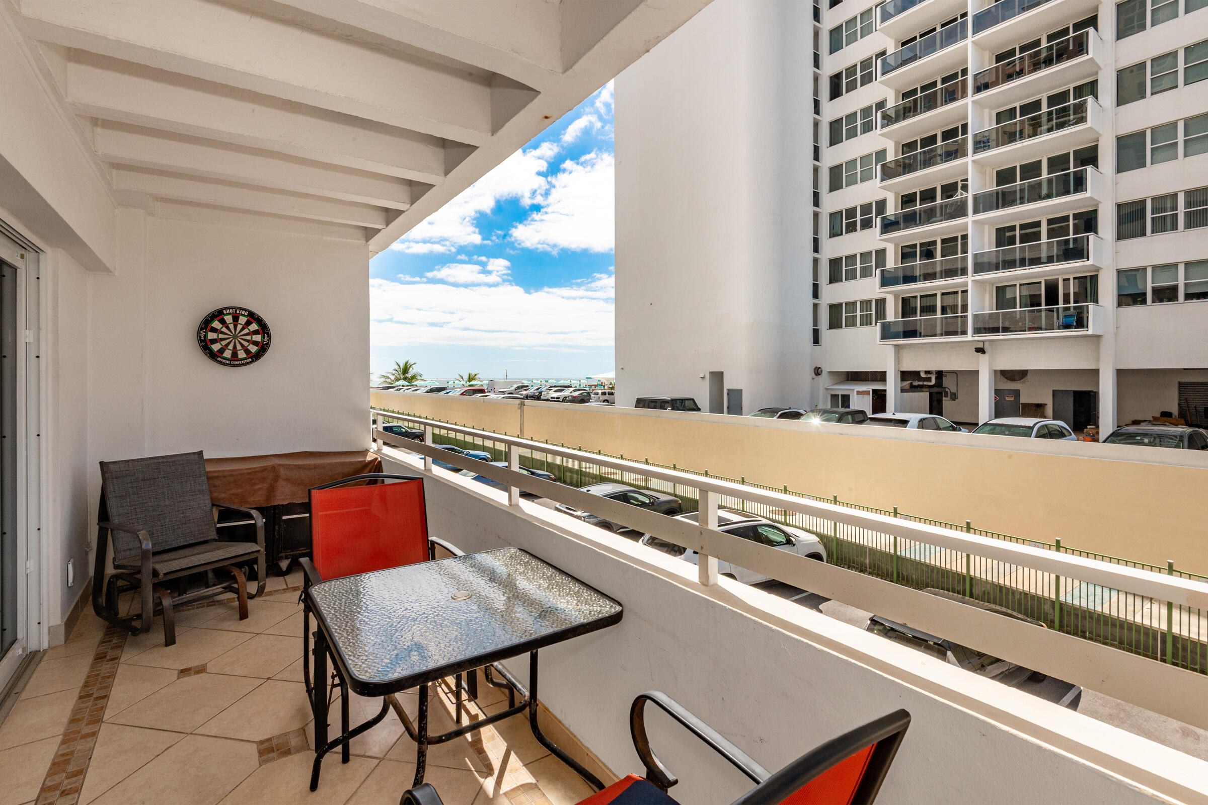 2076 S Ocean Hallandale Beach, FL 33009