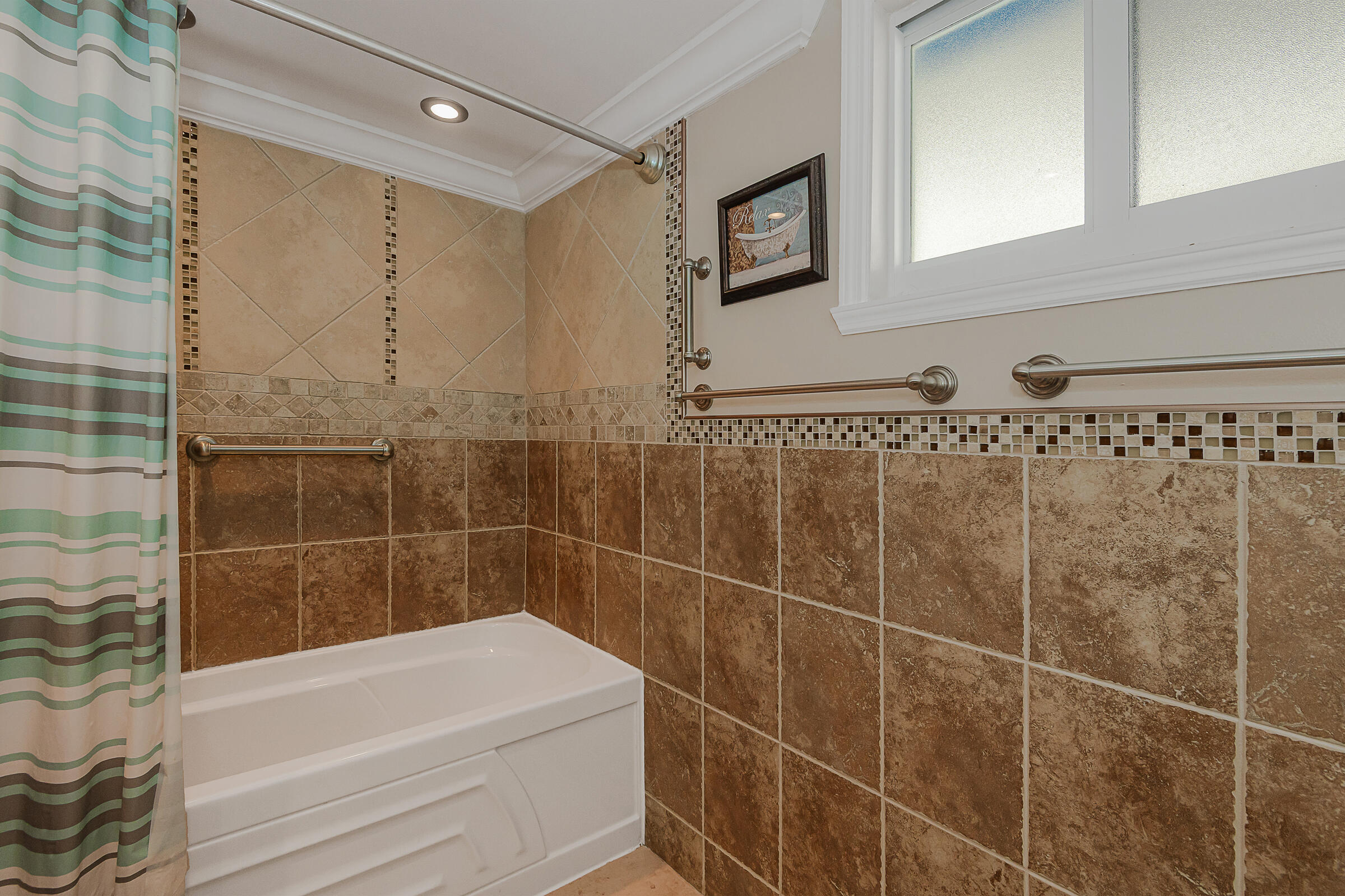 2076 S Ocean Hallandale Beach, FL 33009