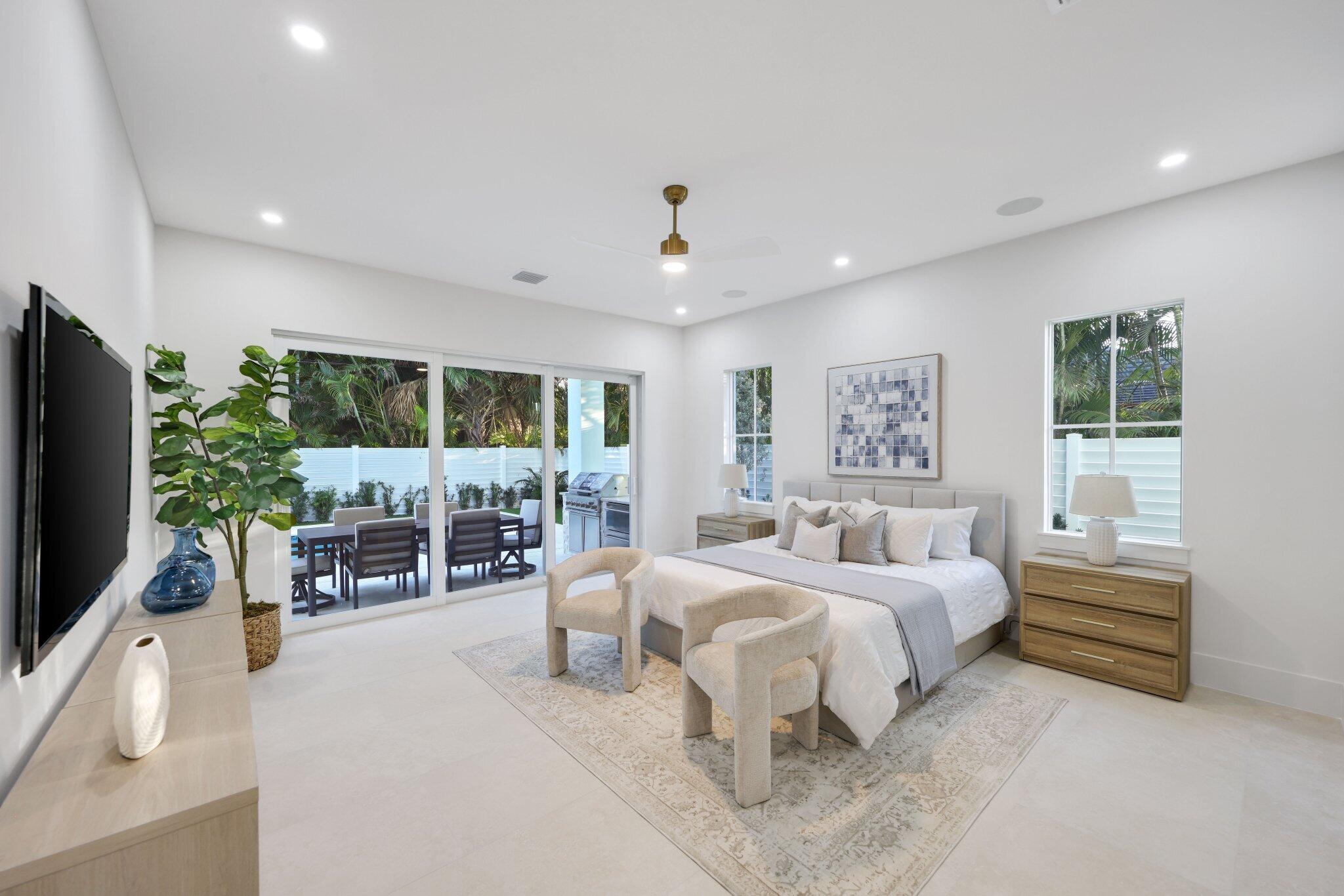 1041 Bimini West Palm Beach, FL 33404
