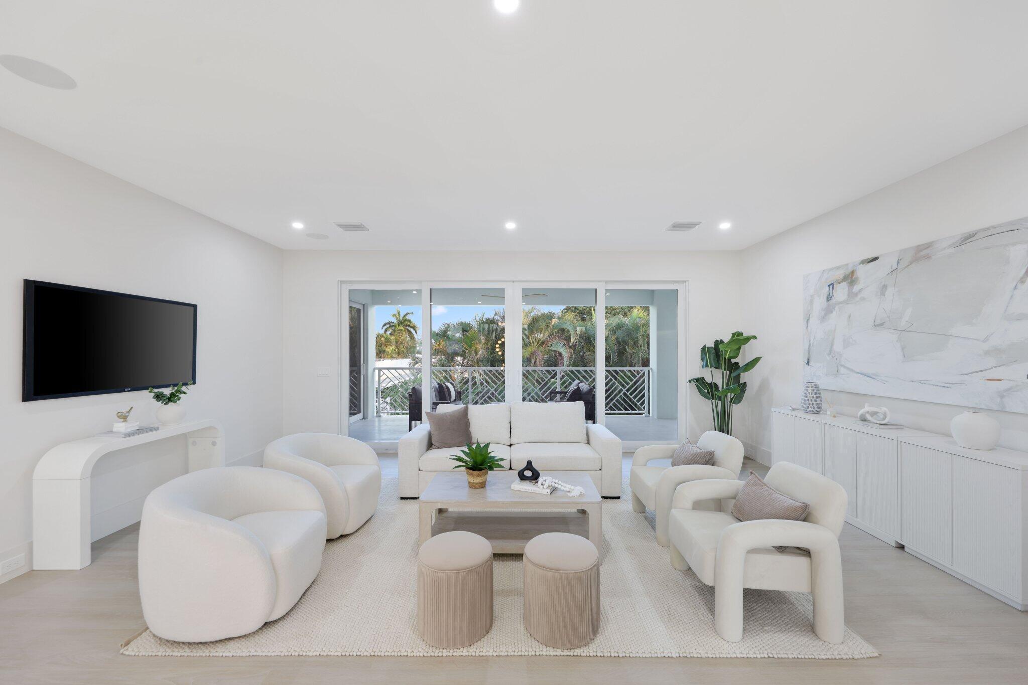 1041 Bimini West Palm Beach, FL 33404