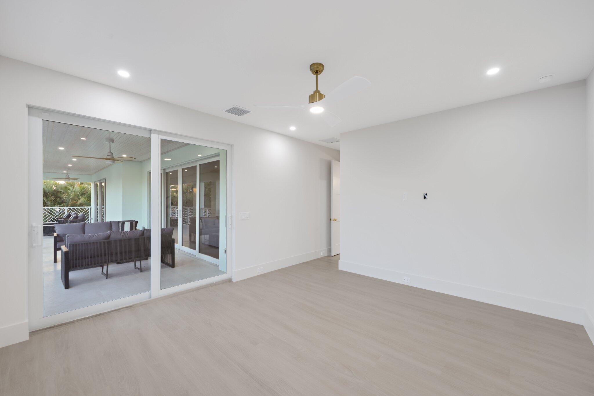 1041 Bimini West Palm Beach, FL 33404
