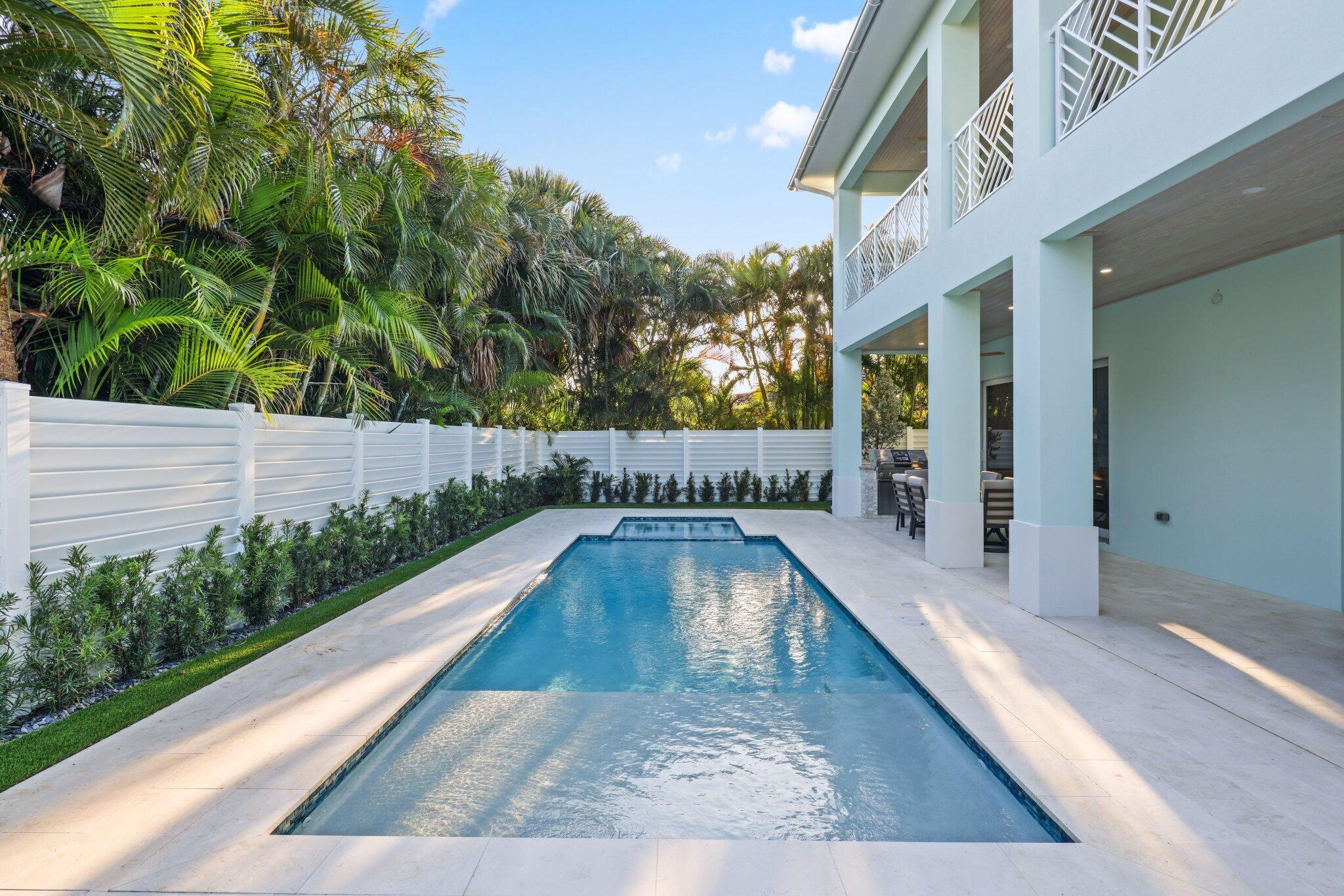 1041 Bimini West Palm Beach, FL 33404