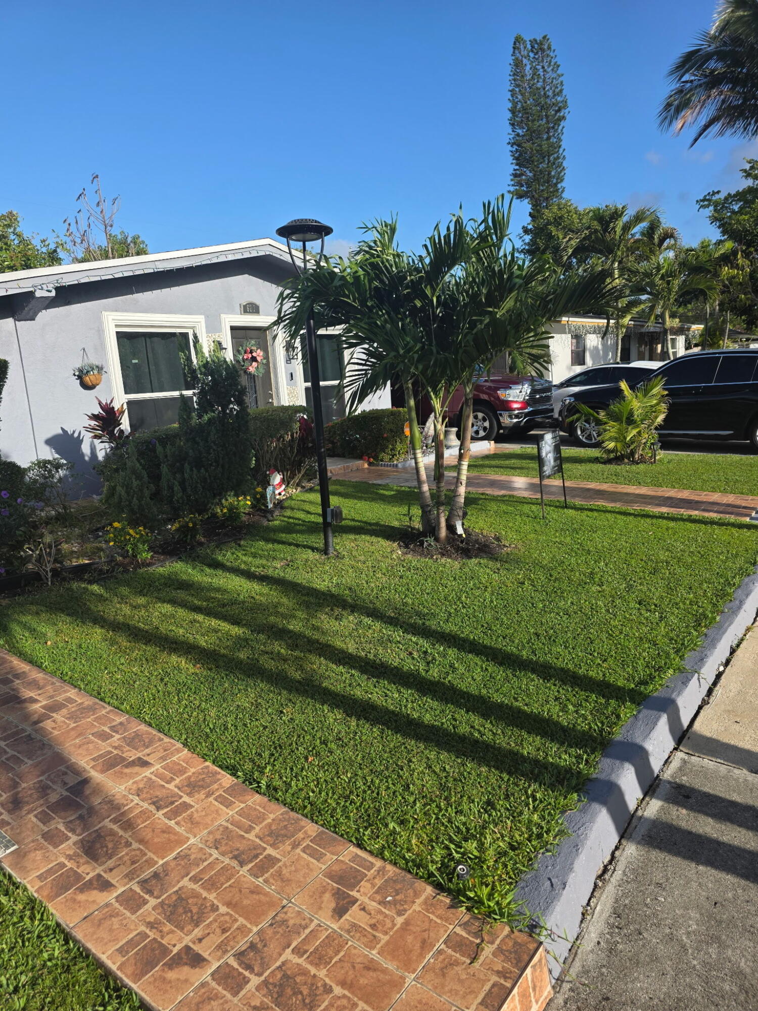 621 SW 56th