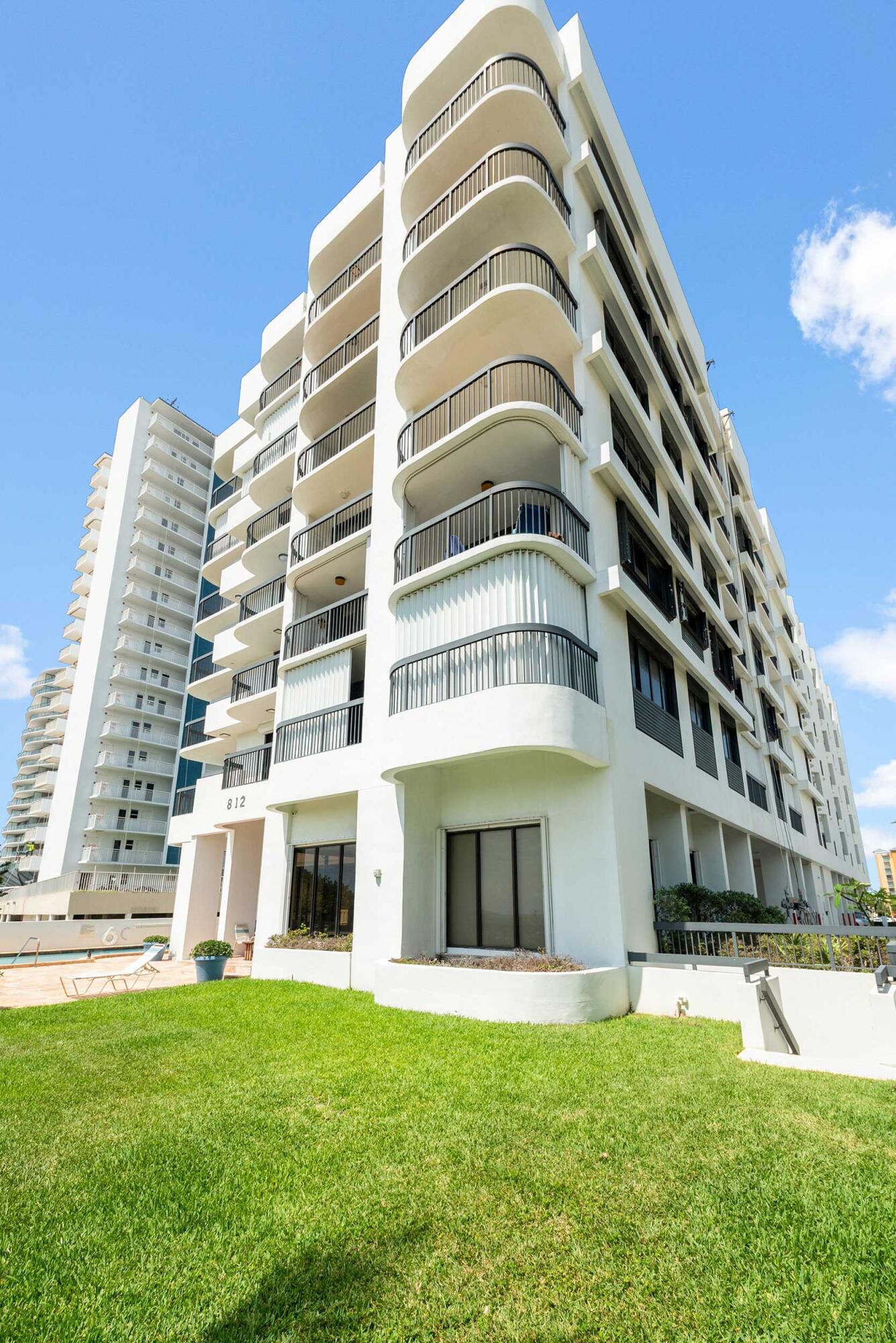 812 N Ocean #503 Pompano Beach, FL 33062