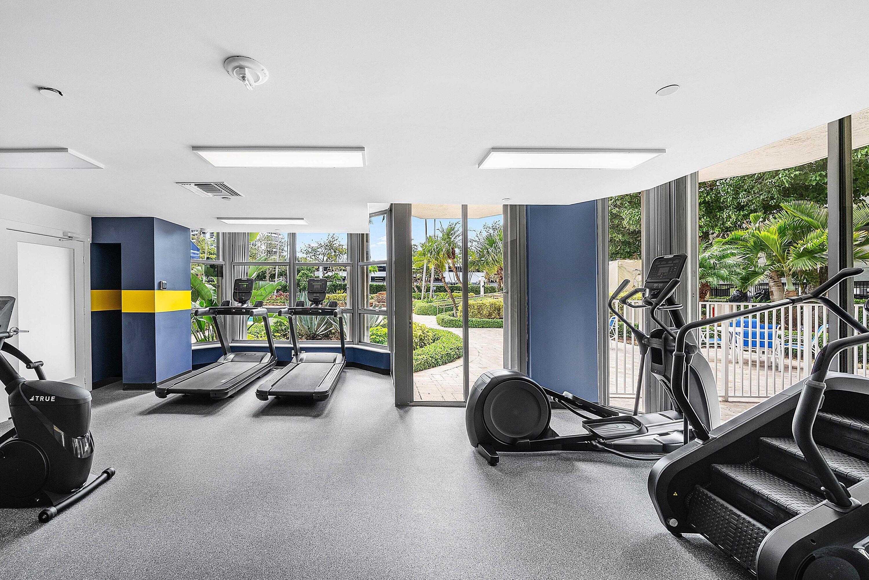 3500 Mystic Pointe Aventura, FL 33180
