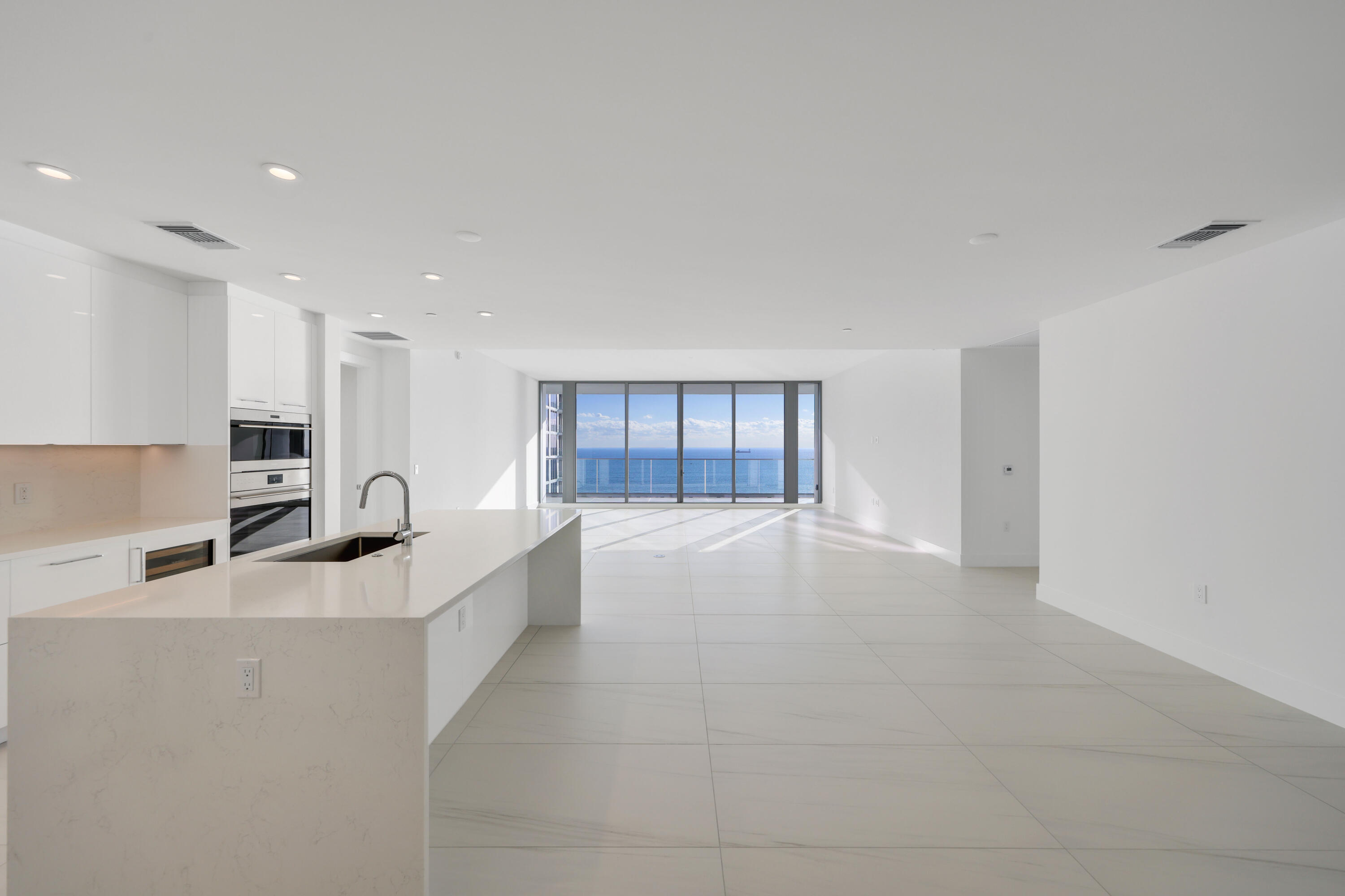 153 N Seabreeze #1001 Fort Lauderdale, FL 33304