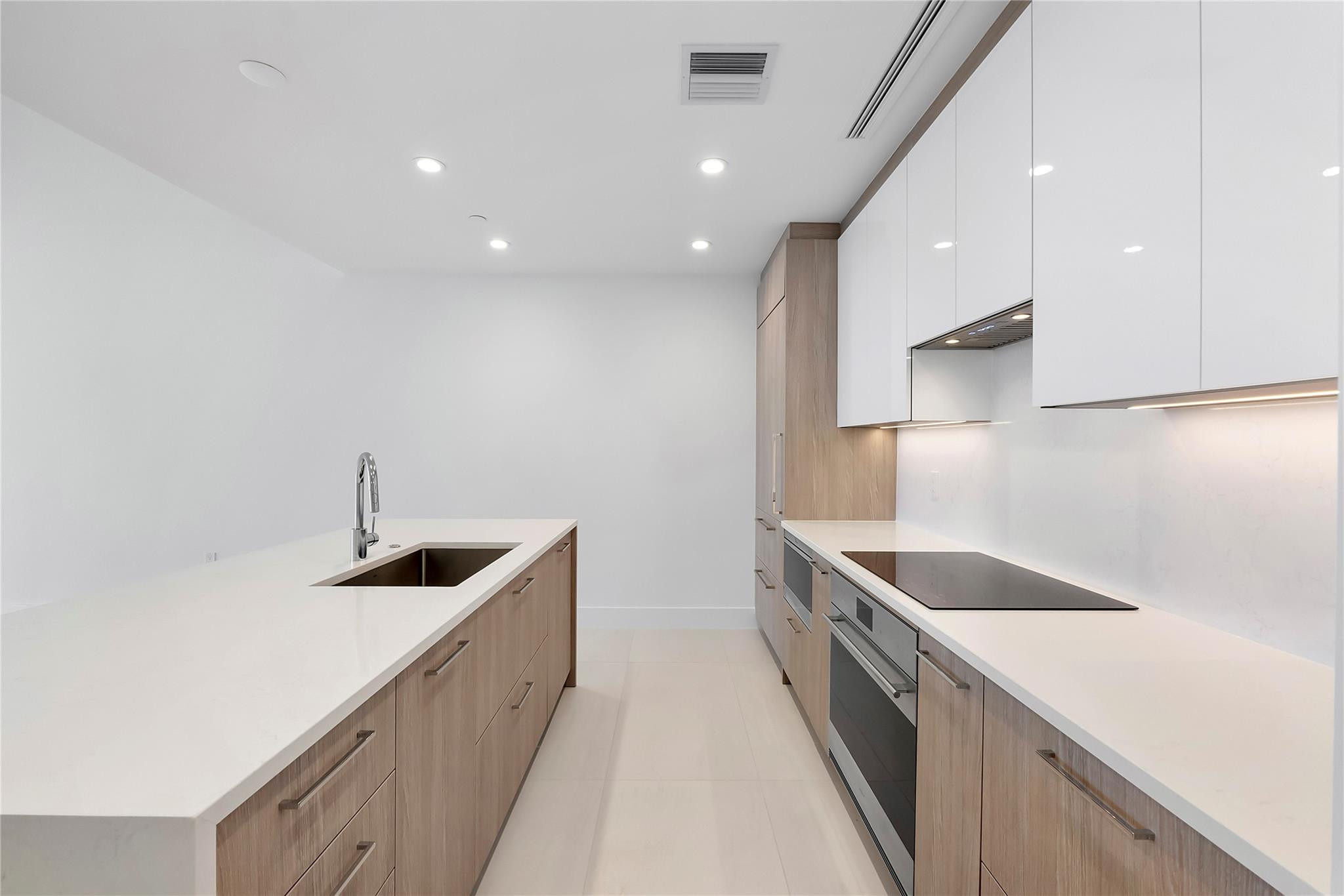 153 N Seabreeze Blvd #1803 Fort Lauderdale, FL 33304