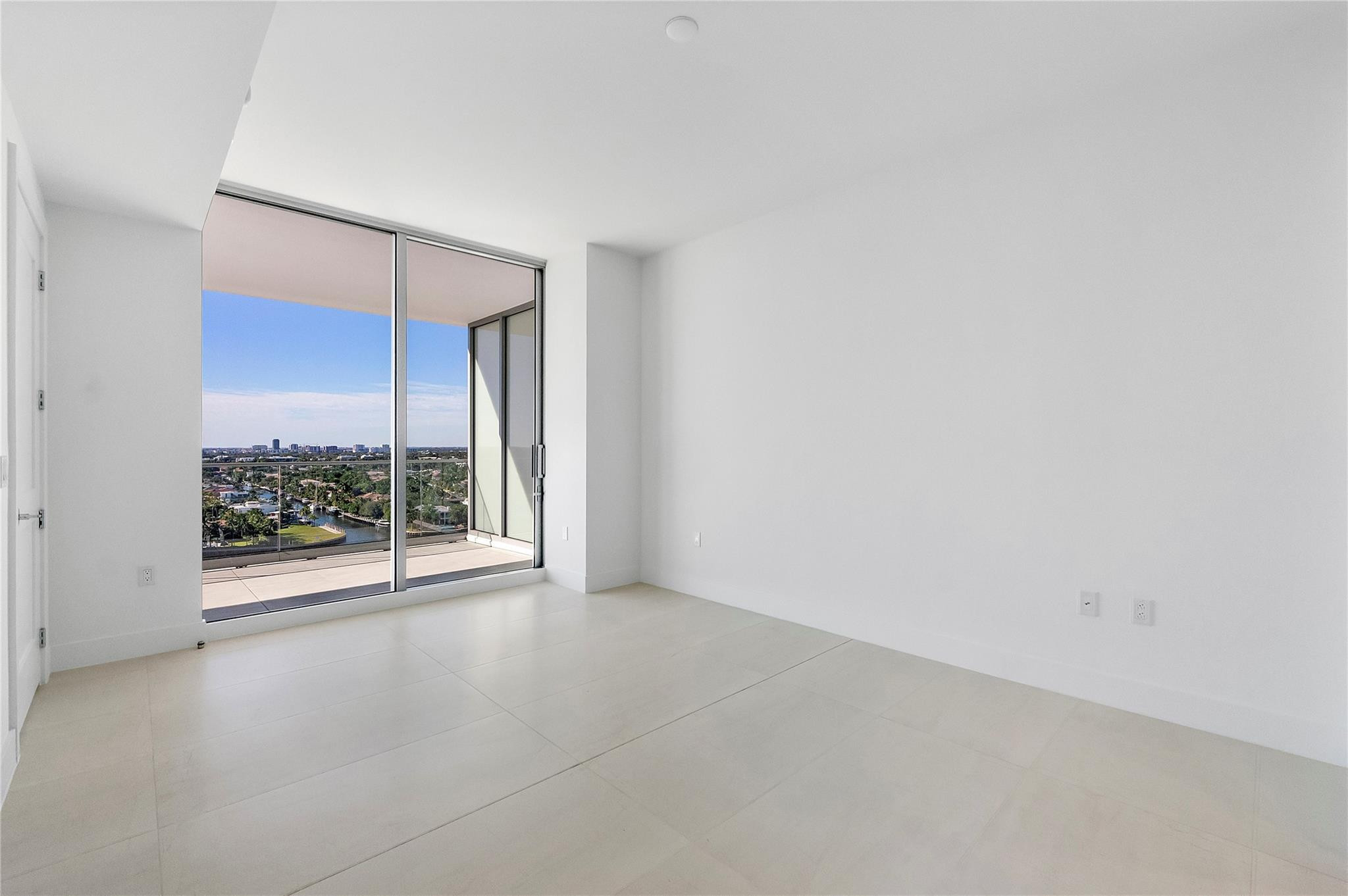 153 N Seabreeze Blvd #1803 Fort Lauderdale, FL 33304