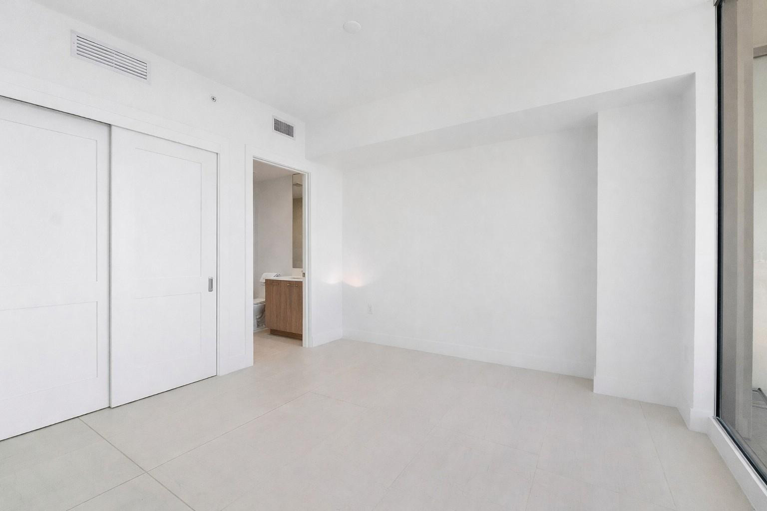 153 N Seabreeze Blvd #1803 Fort Lauderdale, FL 33304