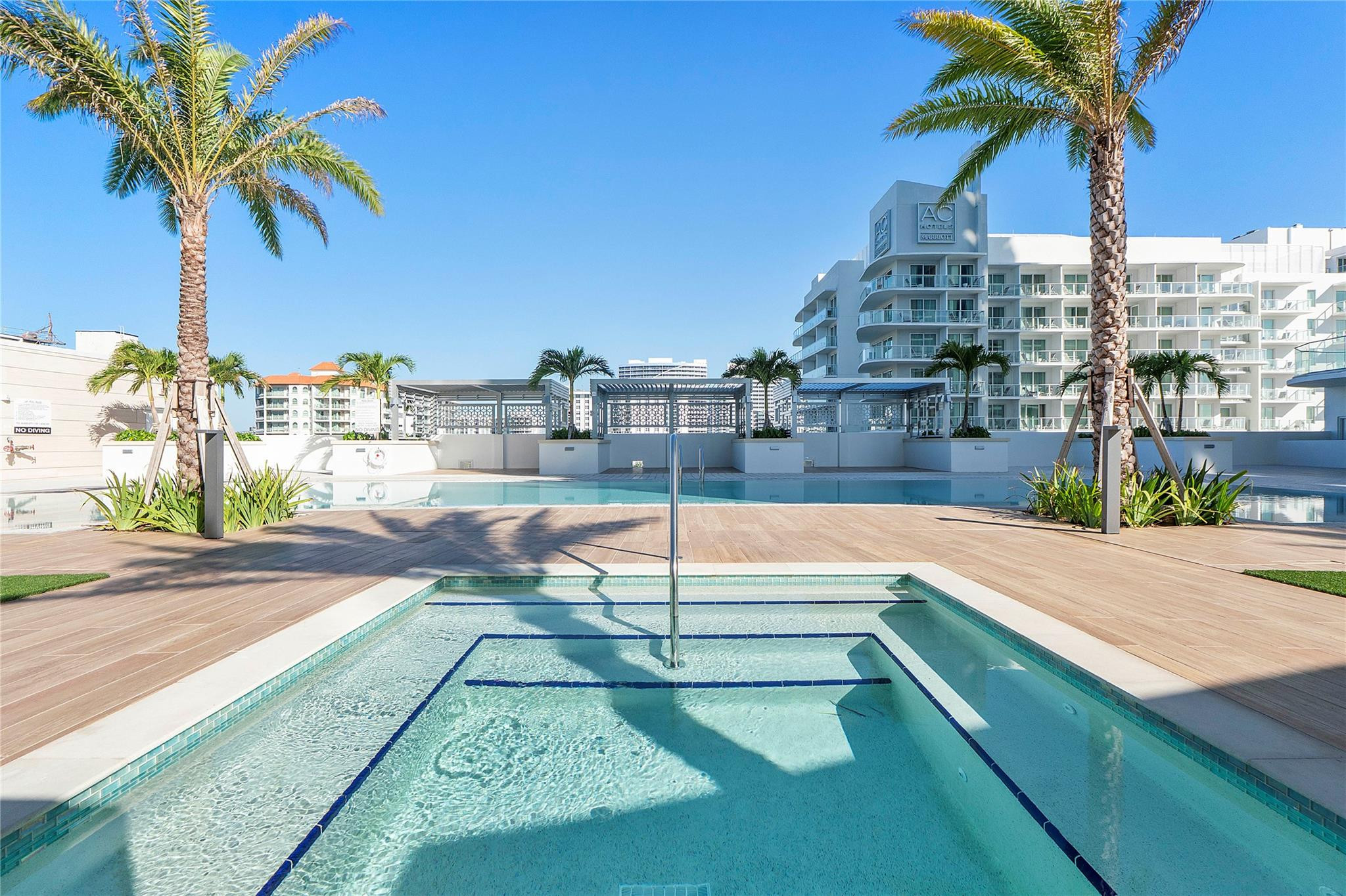 153 N Seabreeze Blvd #1803 Fort Lauderdale, FL 33304