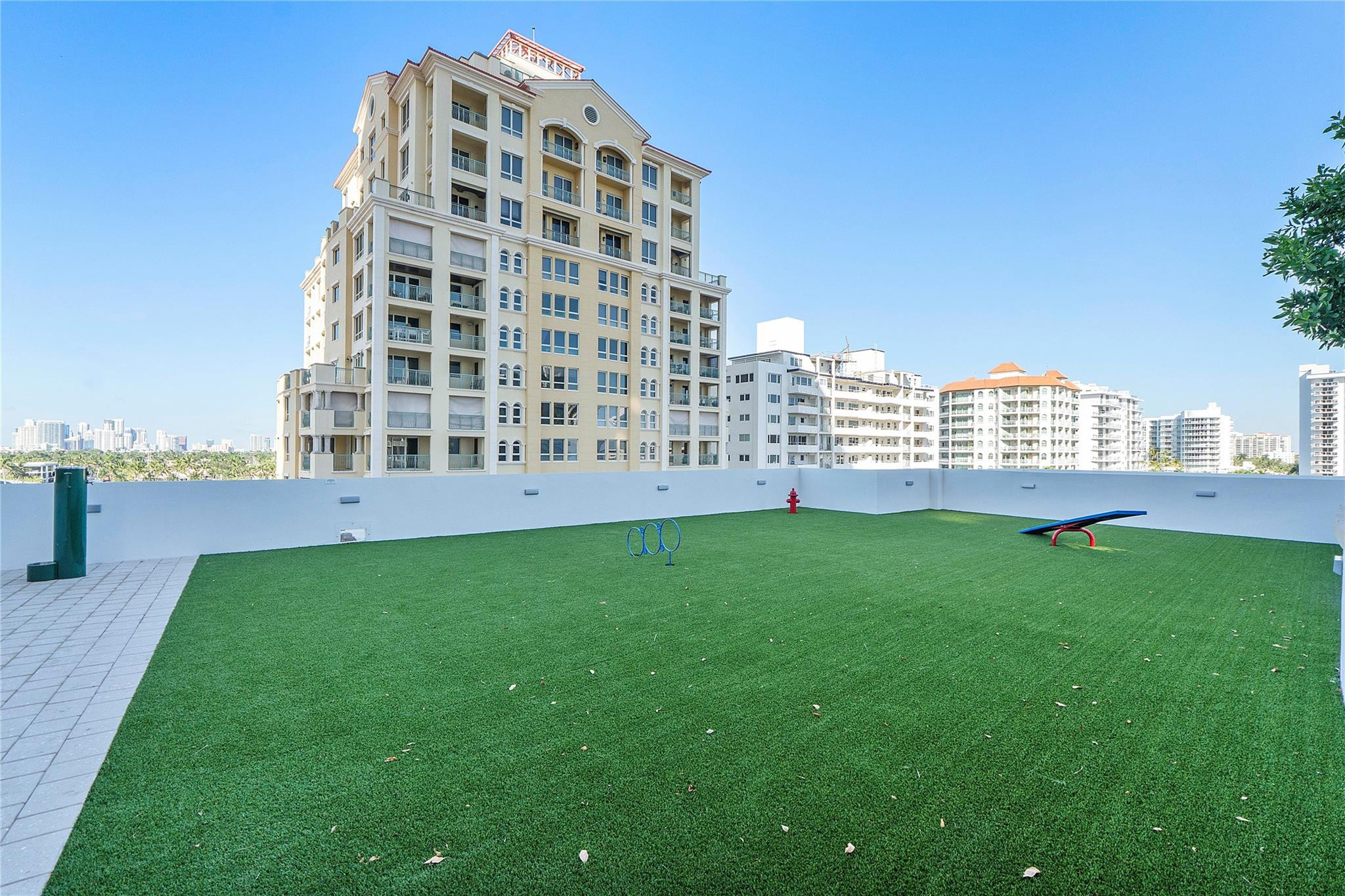 153 N Seabreeze Blvd #1803 Fort Lauderdale, FL 33304