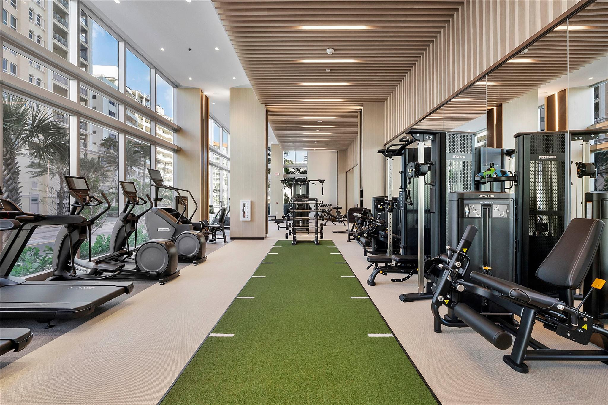 153 N Seabreeze Blvd #1803 Fort Lauderdale, FL 33304