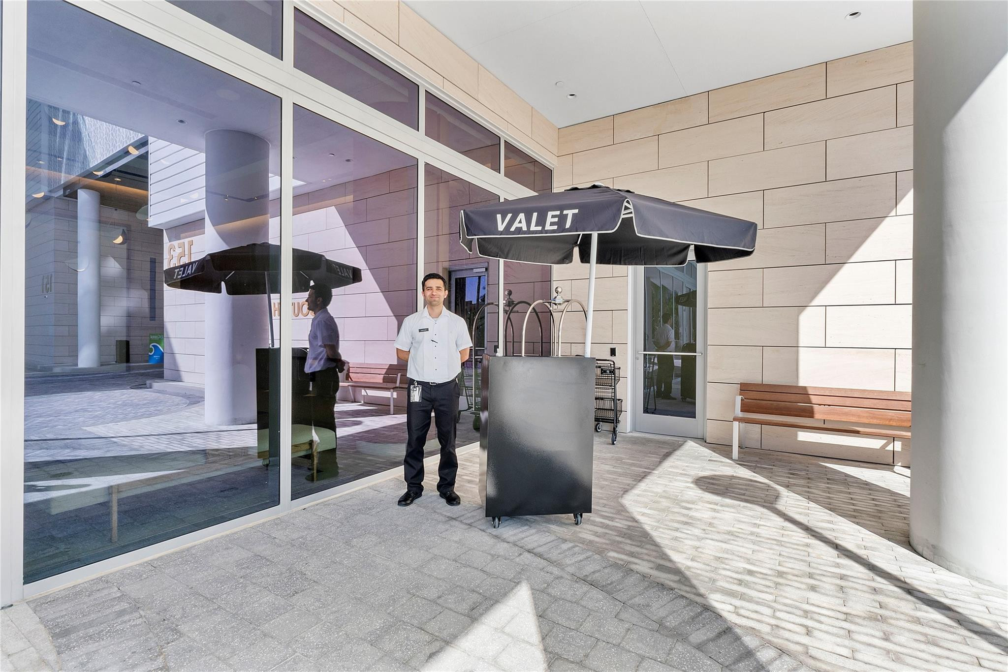 153 N Seabreeze Blvd #1803 Fort Lauderdale, FL 33304