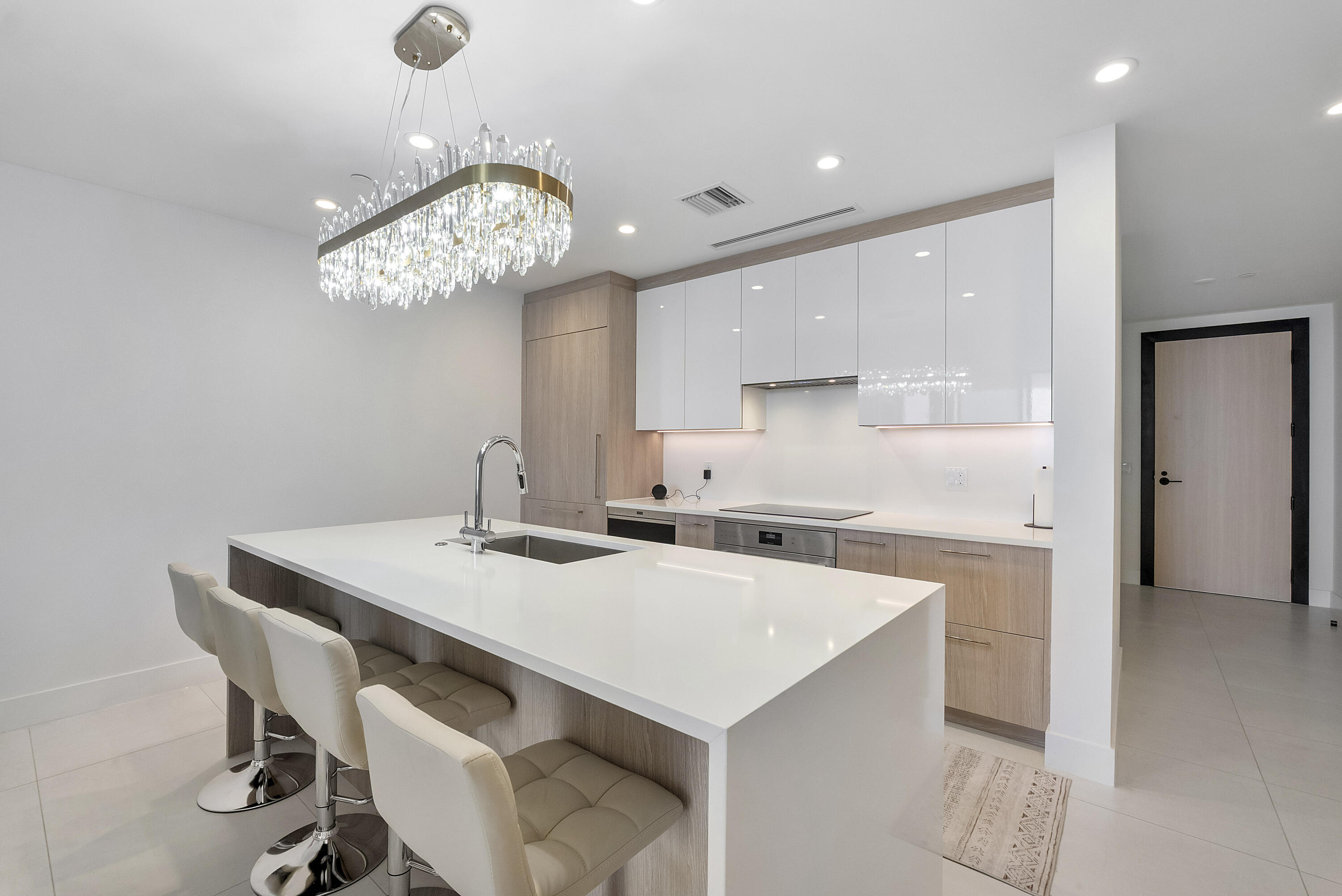 153 N Seabreeze Blvd #1803 Fort Lauderdale, FL 33304