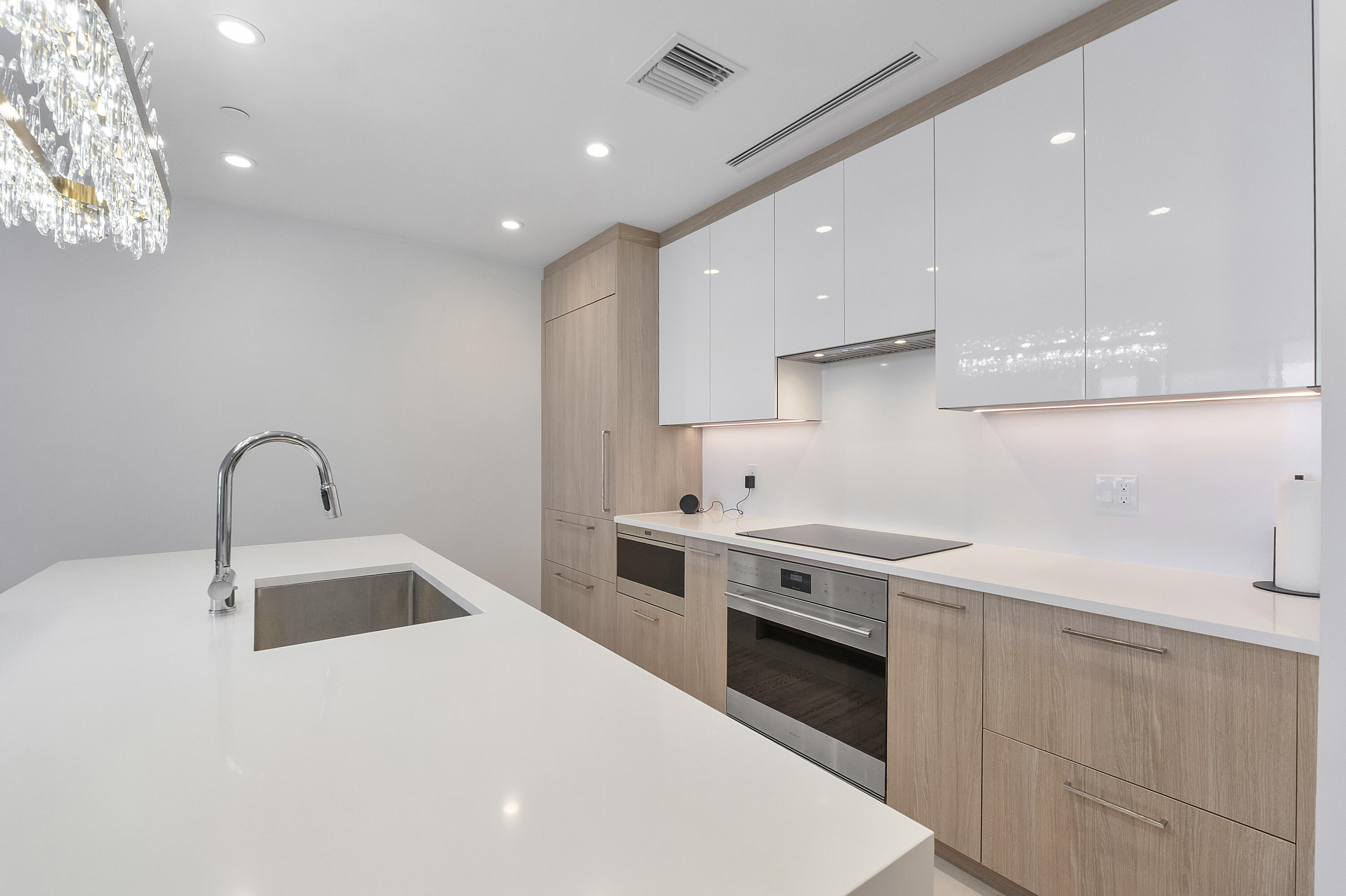 153 N Seabreeze Blvd #1803 Fort Lauderdale, FL 33304