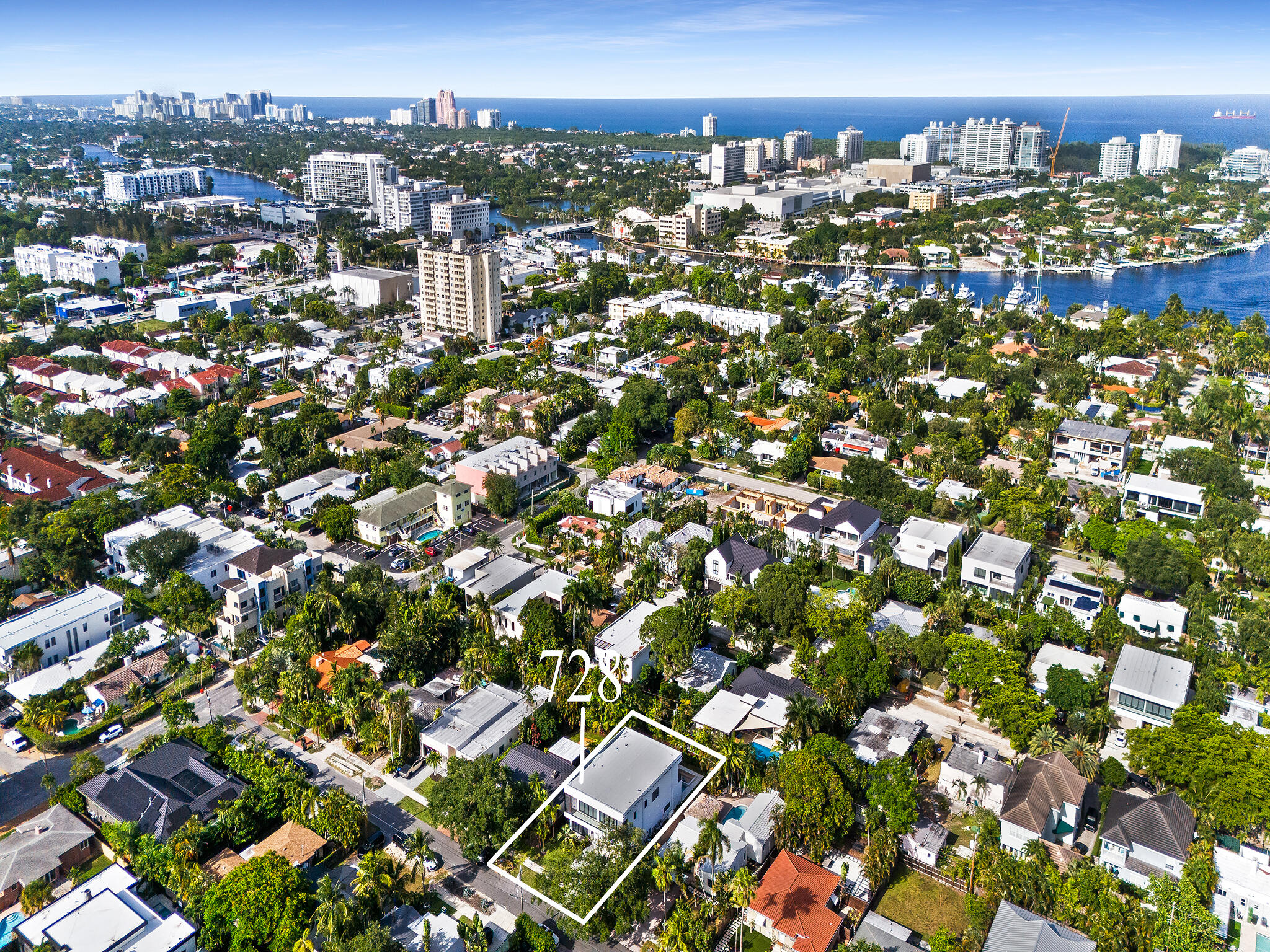 728 NE 17th Ter Fort Lauderdale, FL 33304