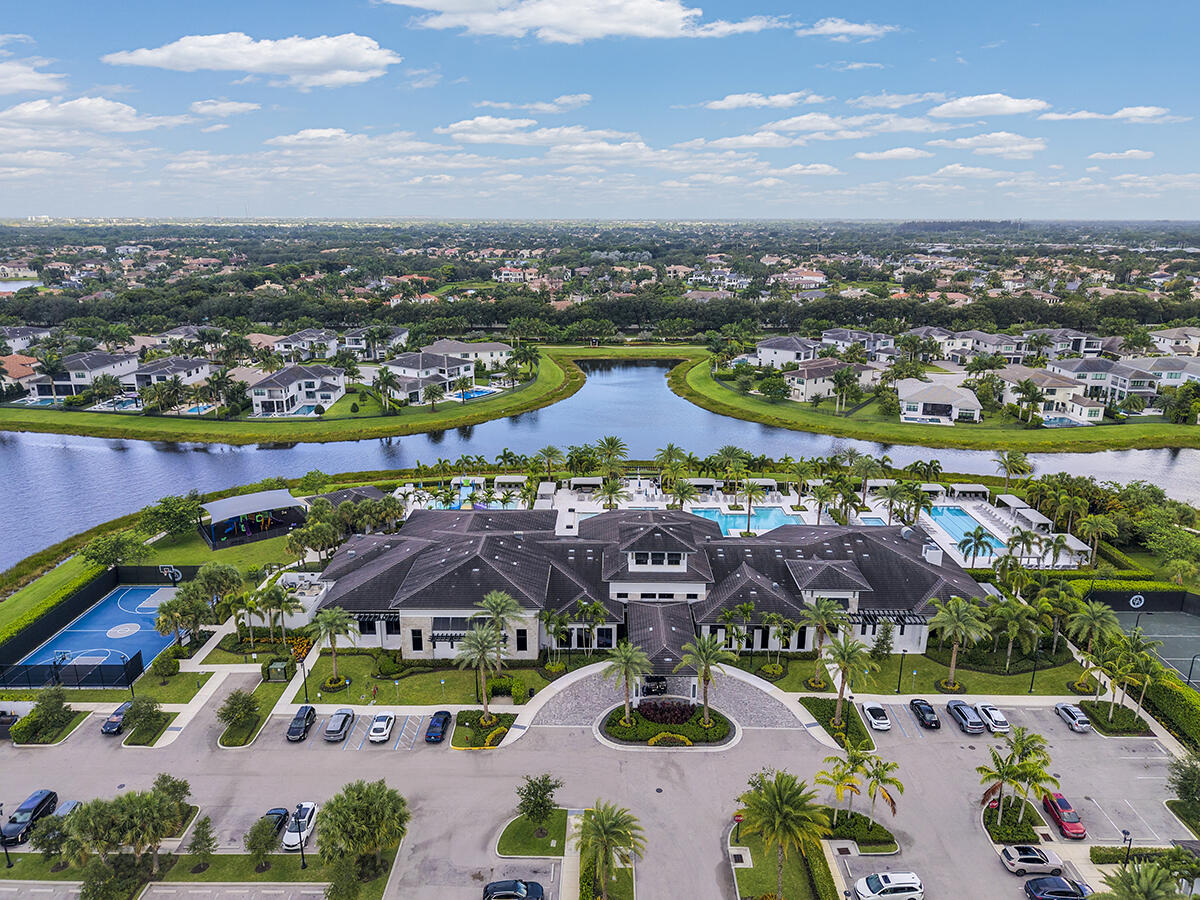 9046 Chauvet Way Boca Raton, FL 33496