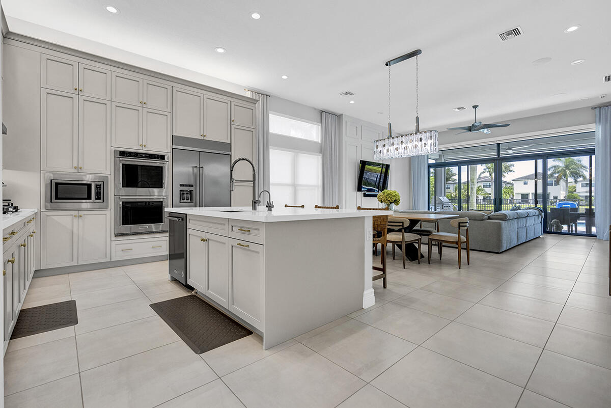 9046 Chauvet Way Boca Raton, FL 33496