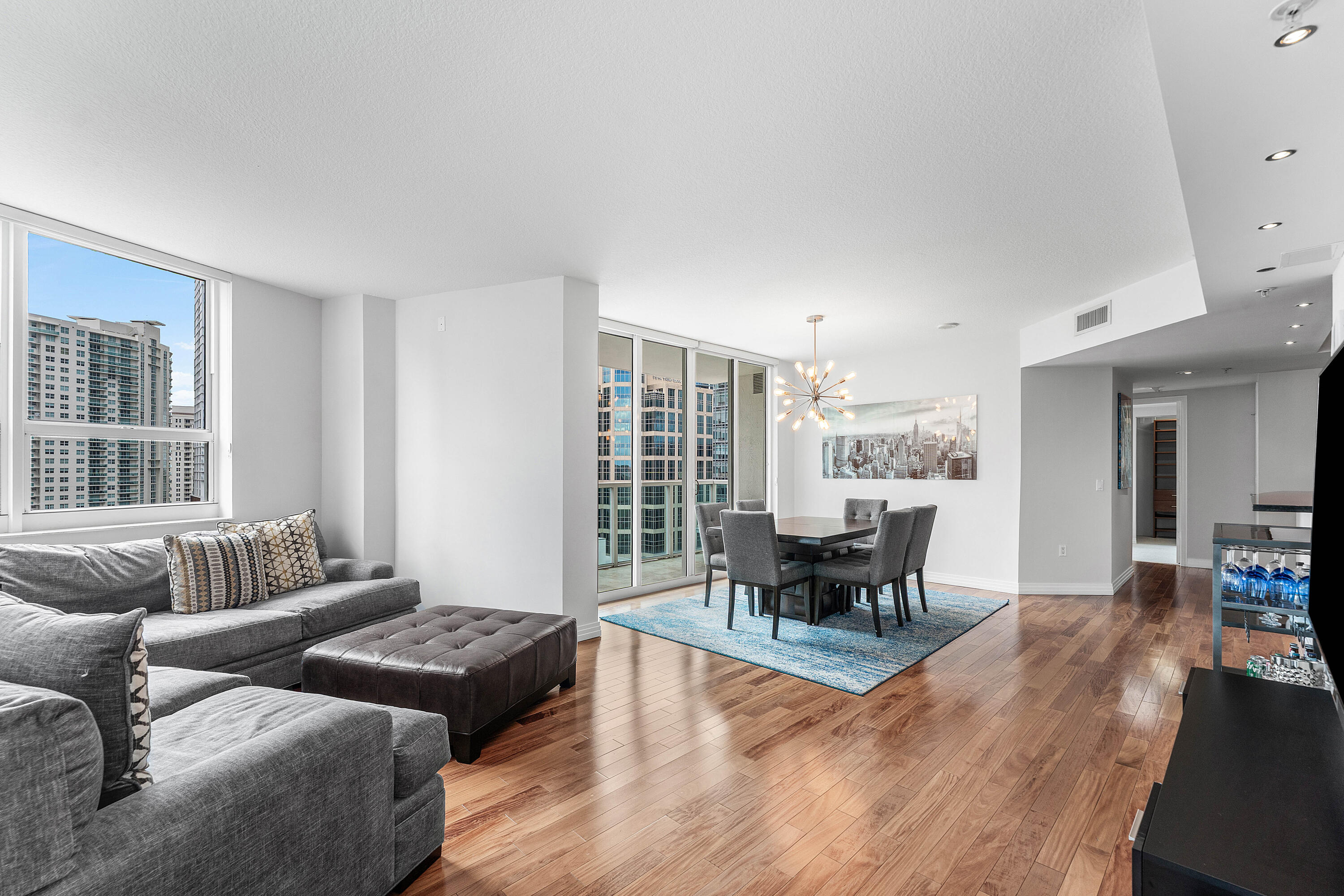 350 SE 2nd St #1730 Fort Lauderdale, FL 33301