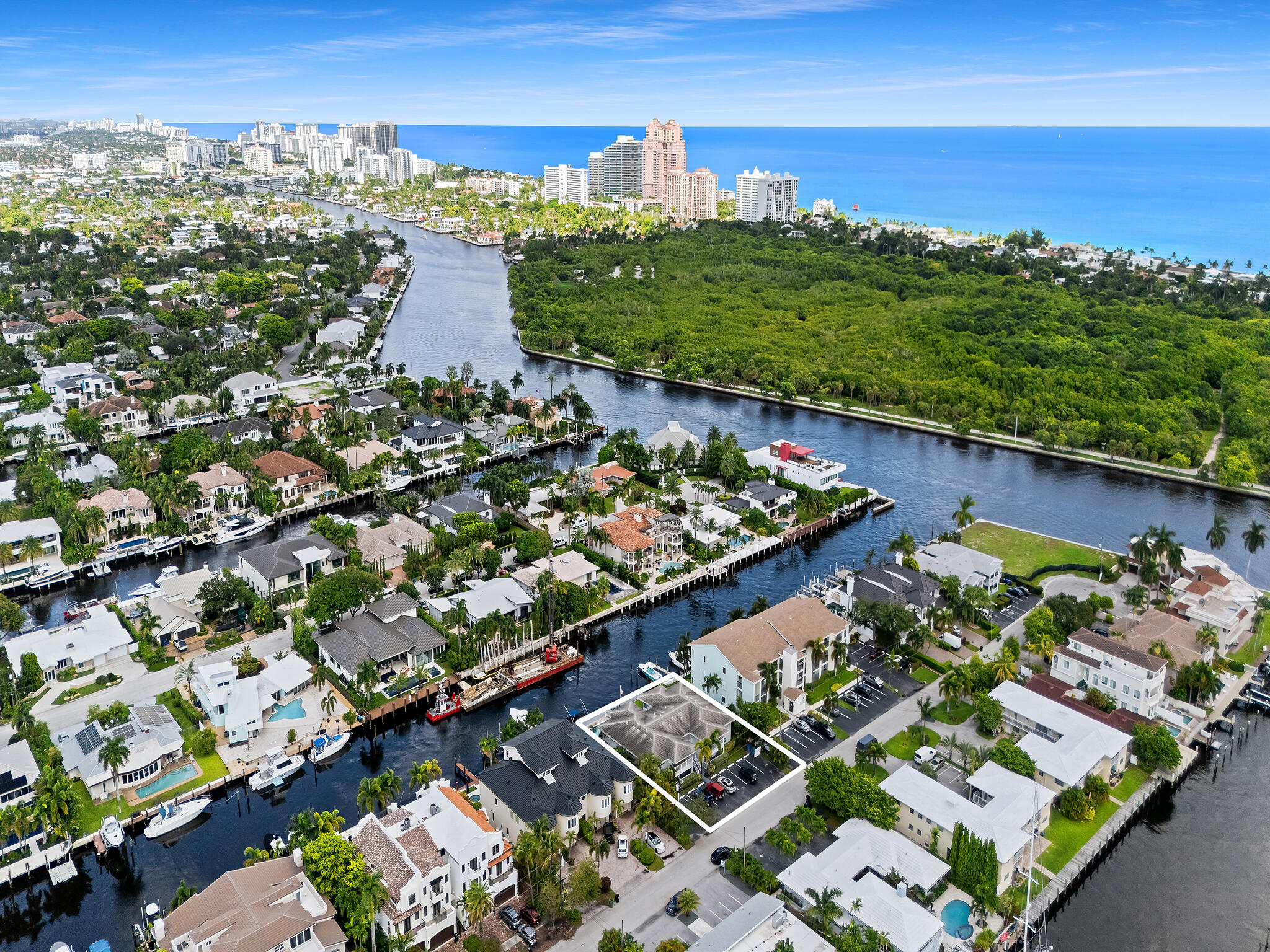 2743 NE 15th St #1