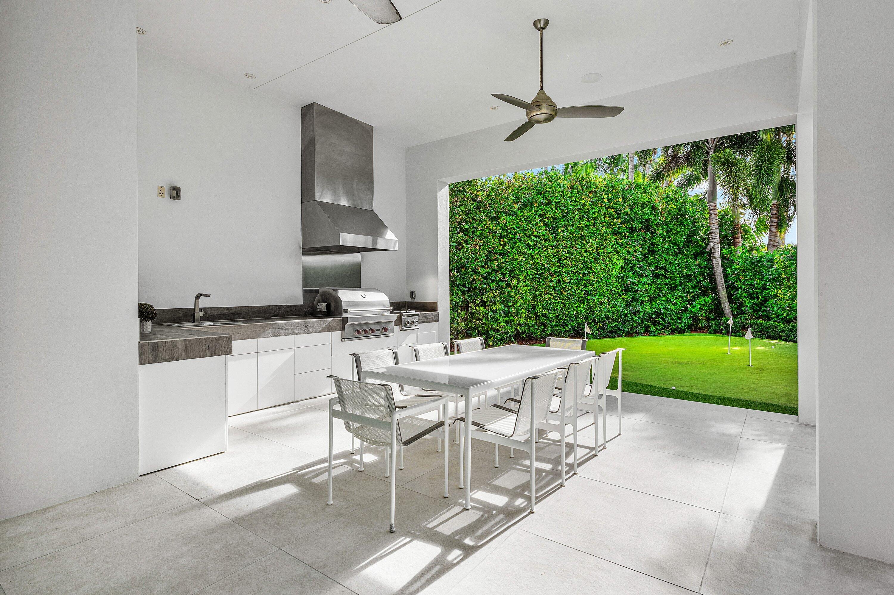 1900 Sabal Palm Dr Boca Raton, FL 33432