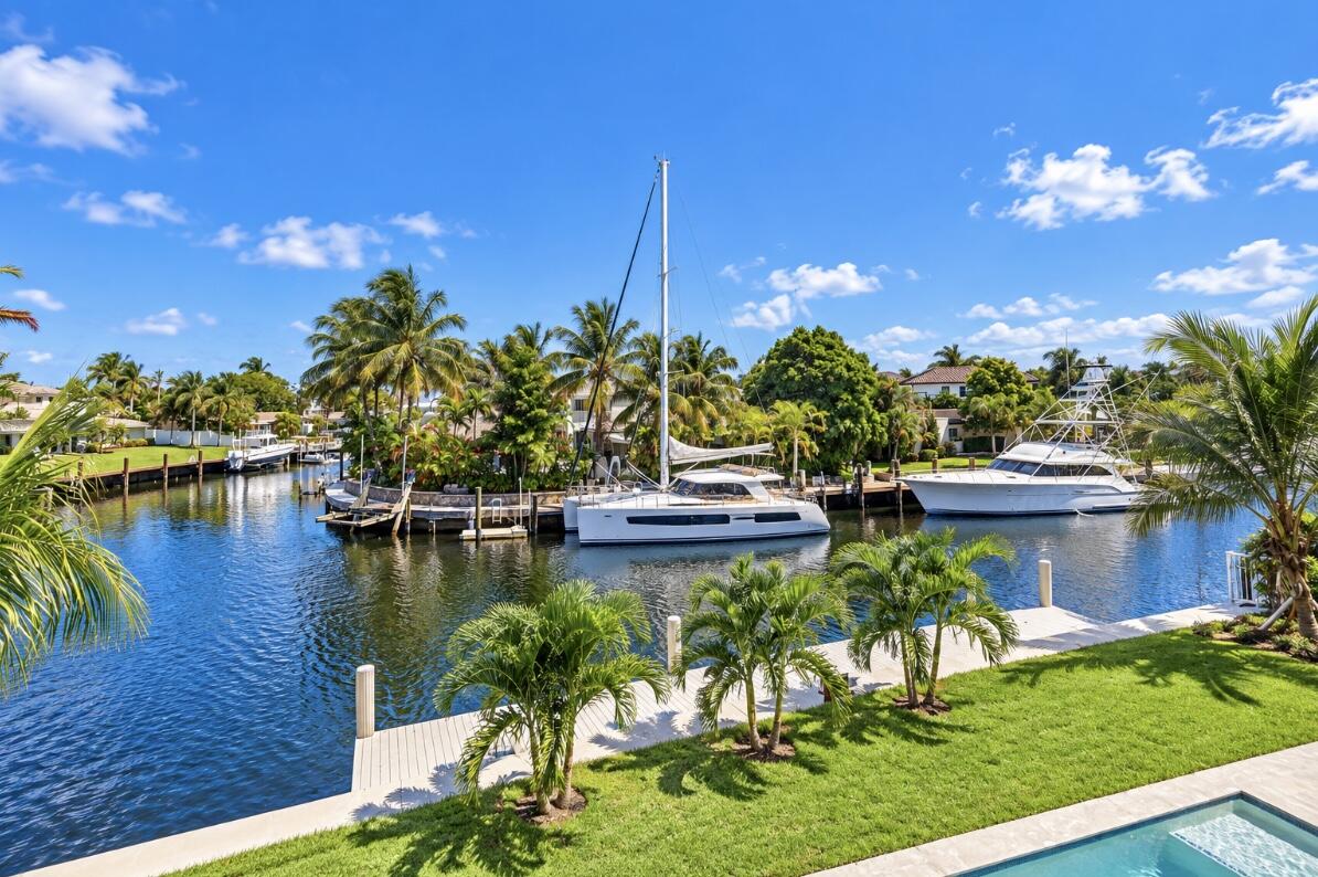 4730 NE 22nd Ave Lighthouse Point, FL 33064
