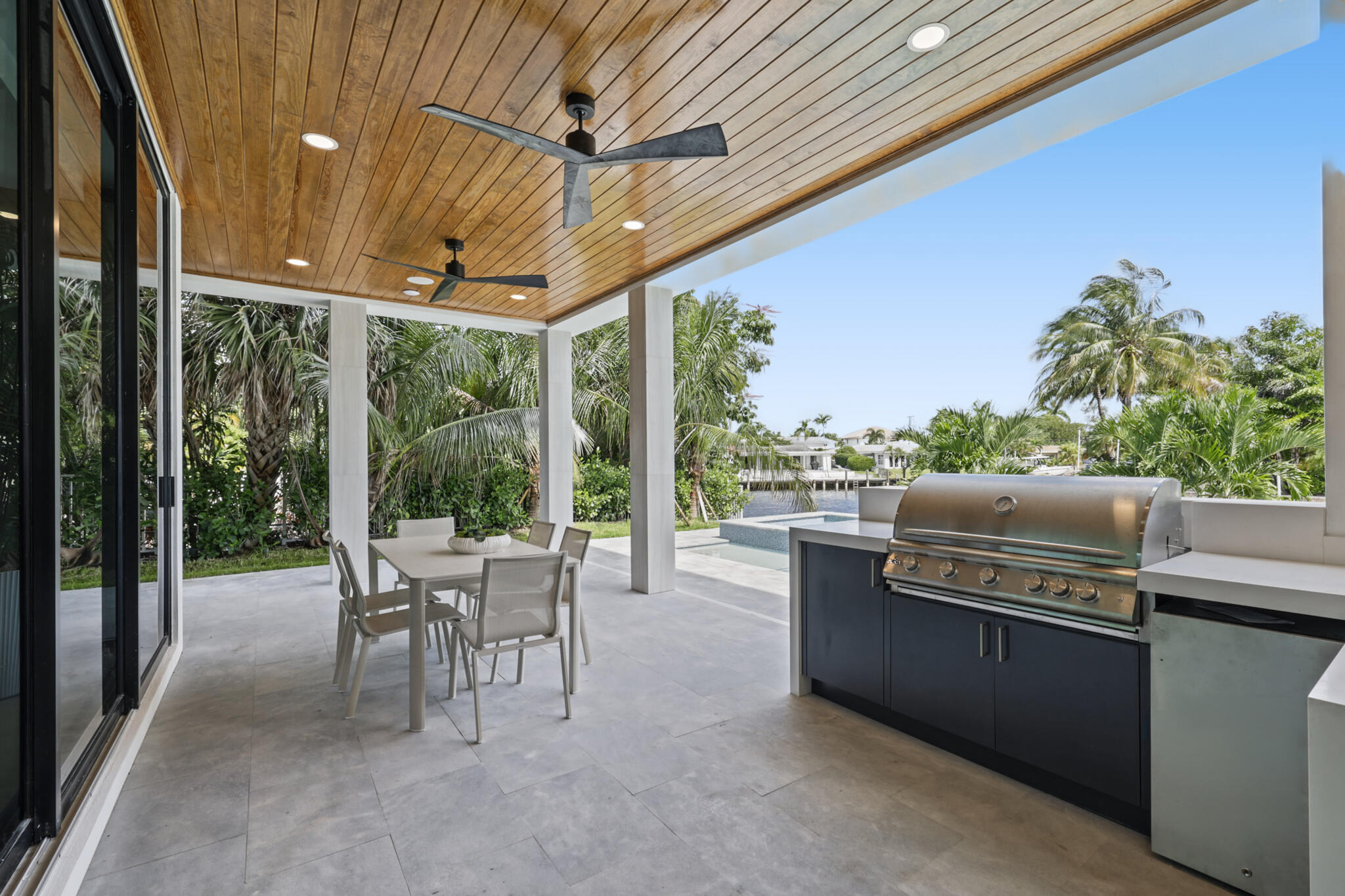 4730 NE 22nd Ave Lighthouse Point, FL 33064
